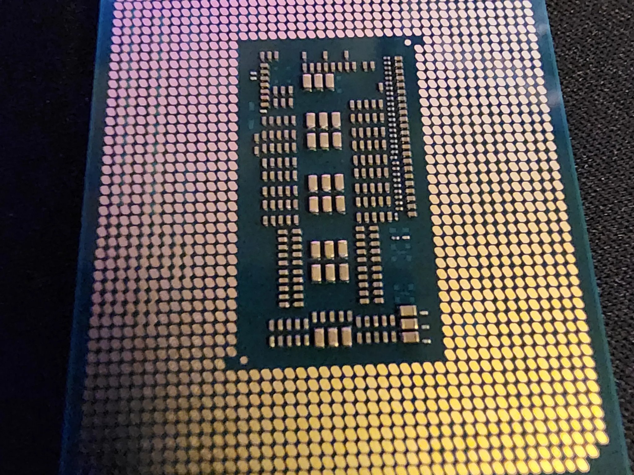 Intel Core i7-13700KF Processor