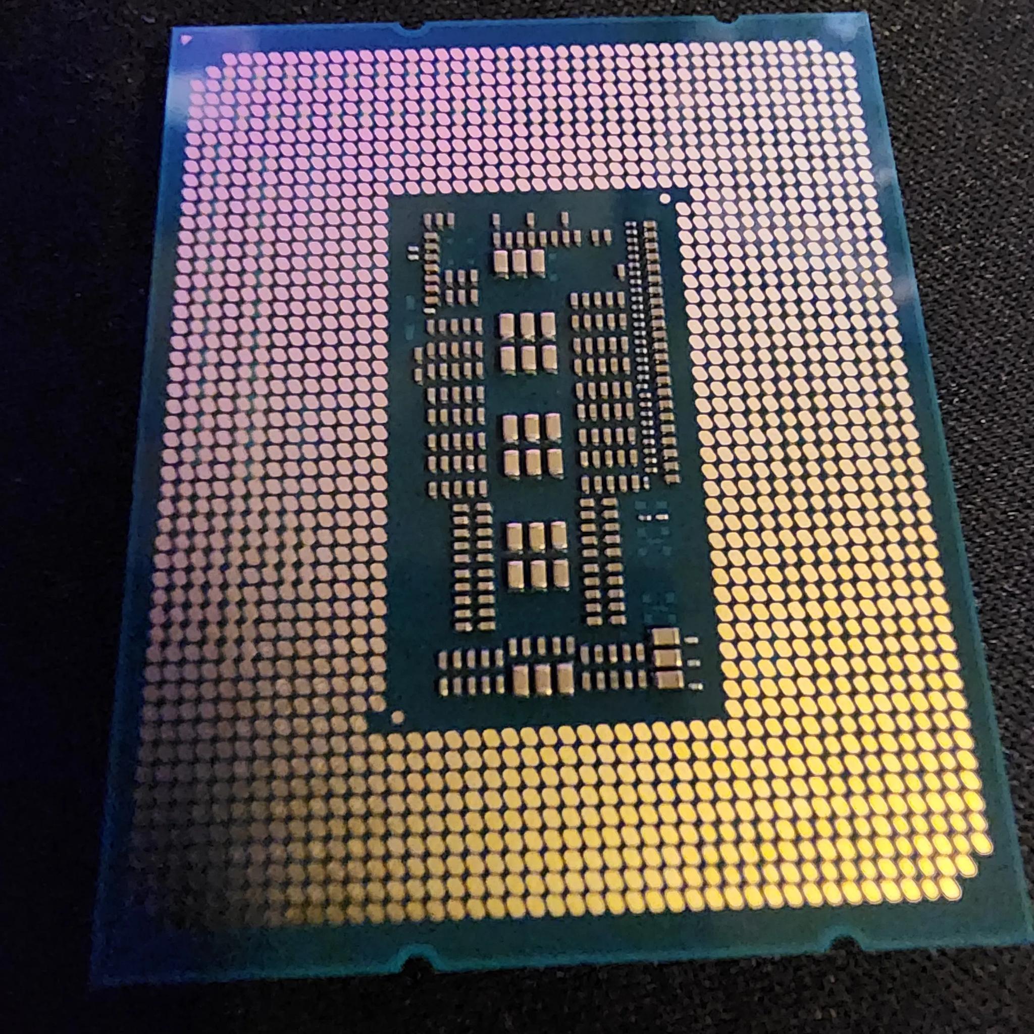 Intel Core i7-13700KF Processor