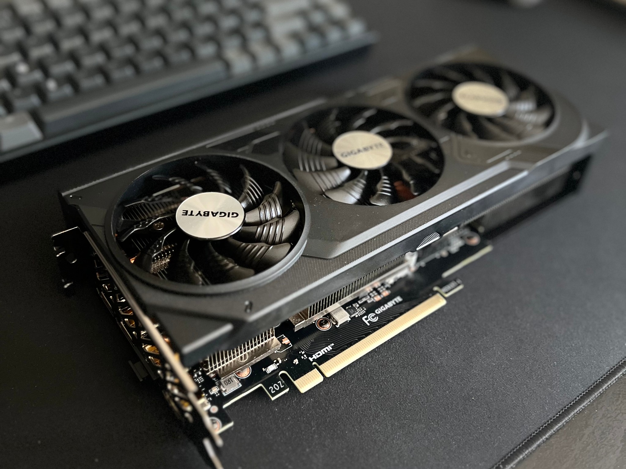 GIGABYTE WINDFORCE OC GeForce RTX 4070 SUPER