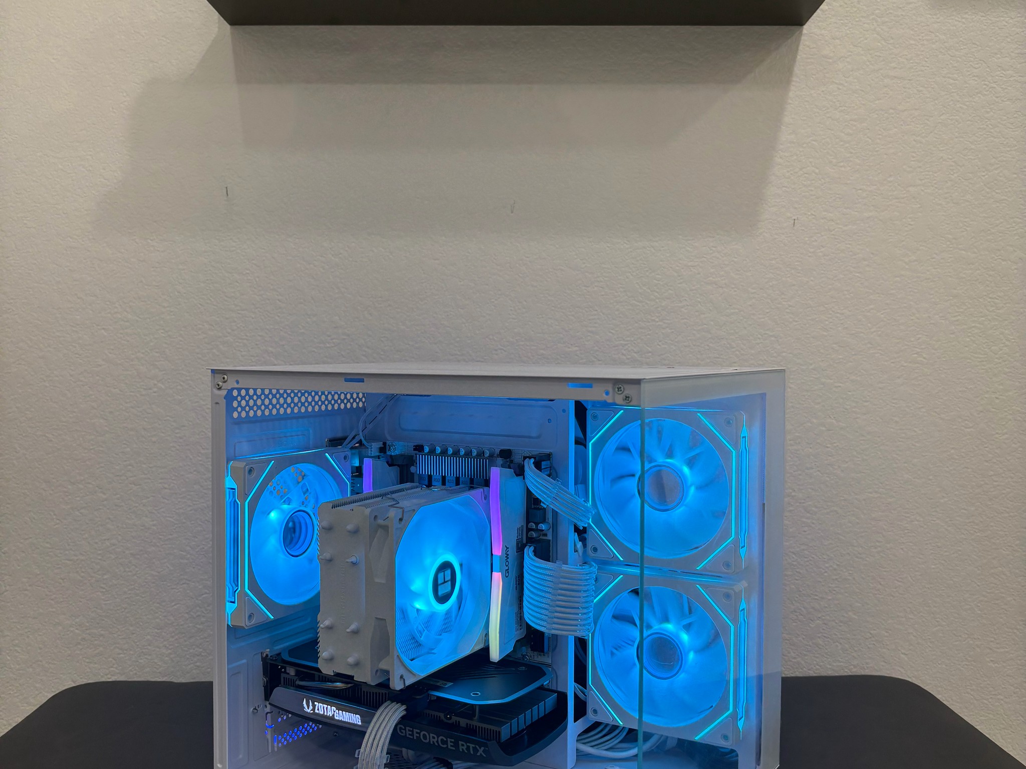 | Gaming PC | RTX 4060 | Intel Xeon E5-1650 V3 | 16 GB 3200 Mhz | 512GB Storage | ARGB |