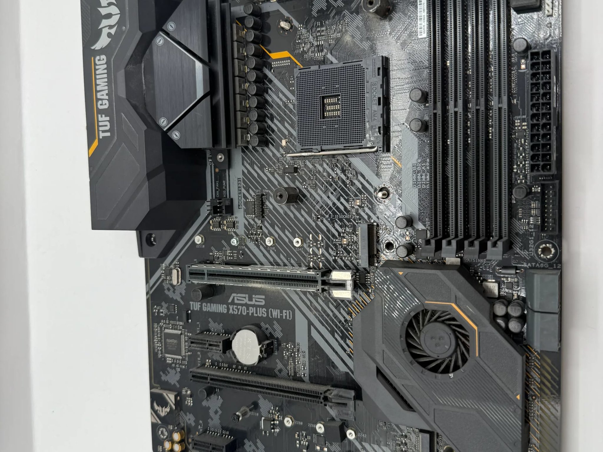 ASUS TUF GAMING x570-Plus (Wi-Fi)