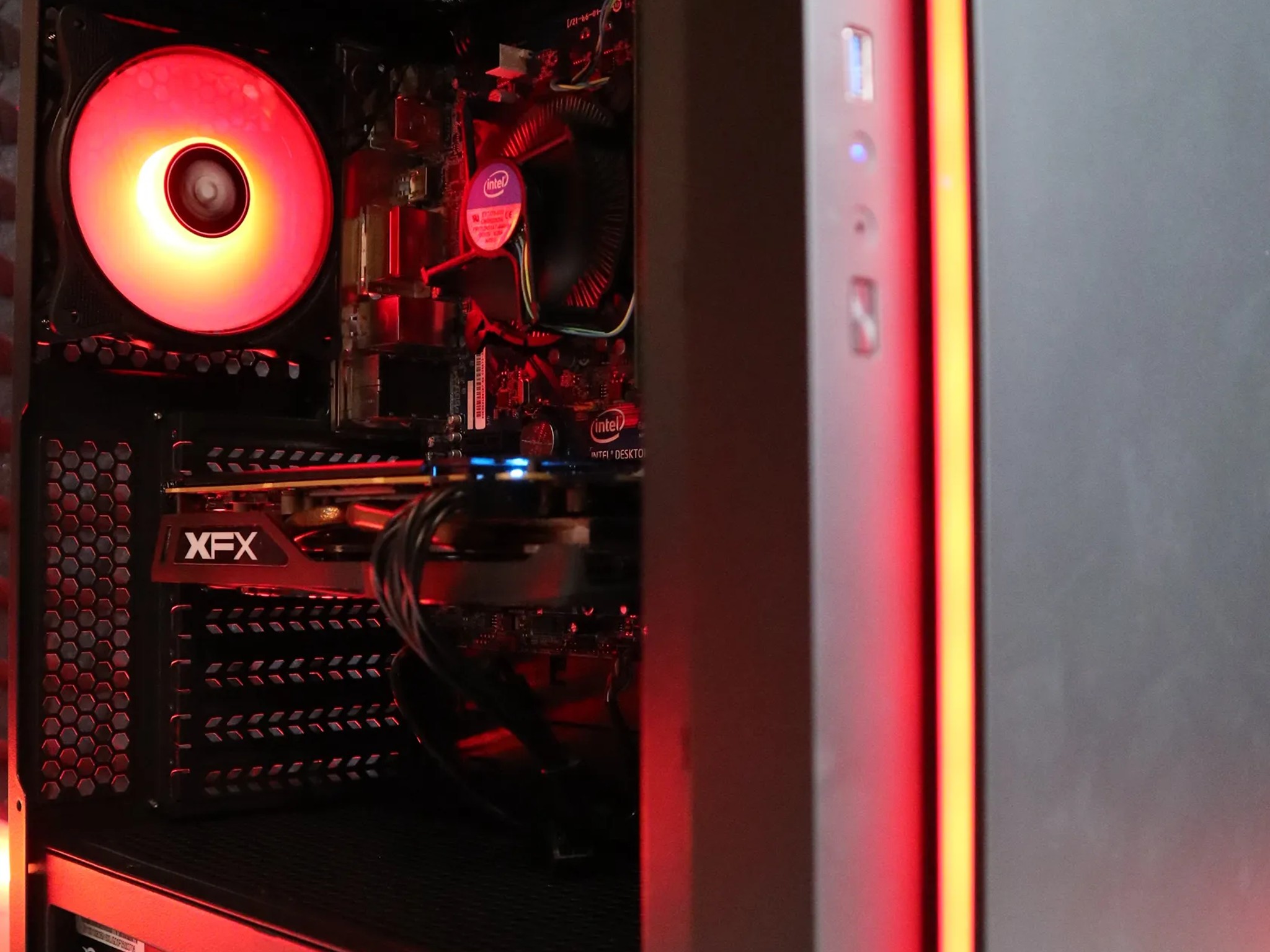 Blitz | i5 2400S/RX 570 4GB Gaming PC