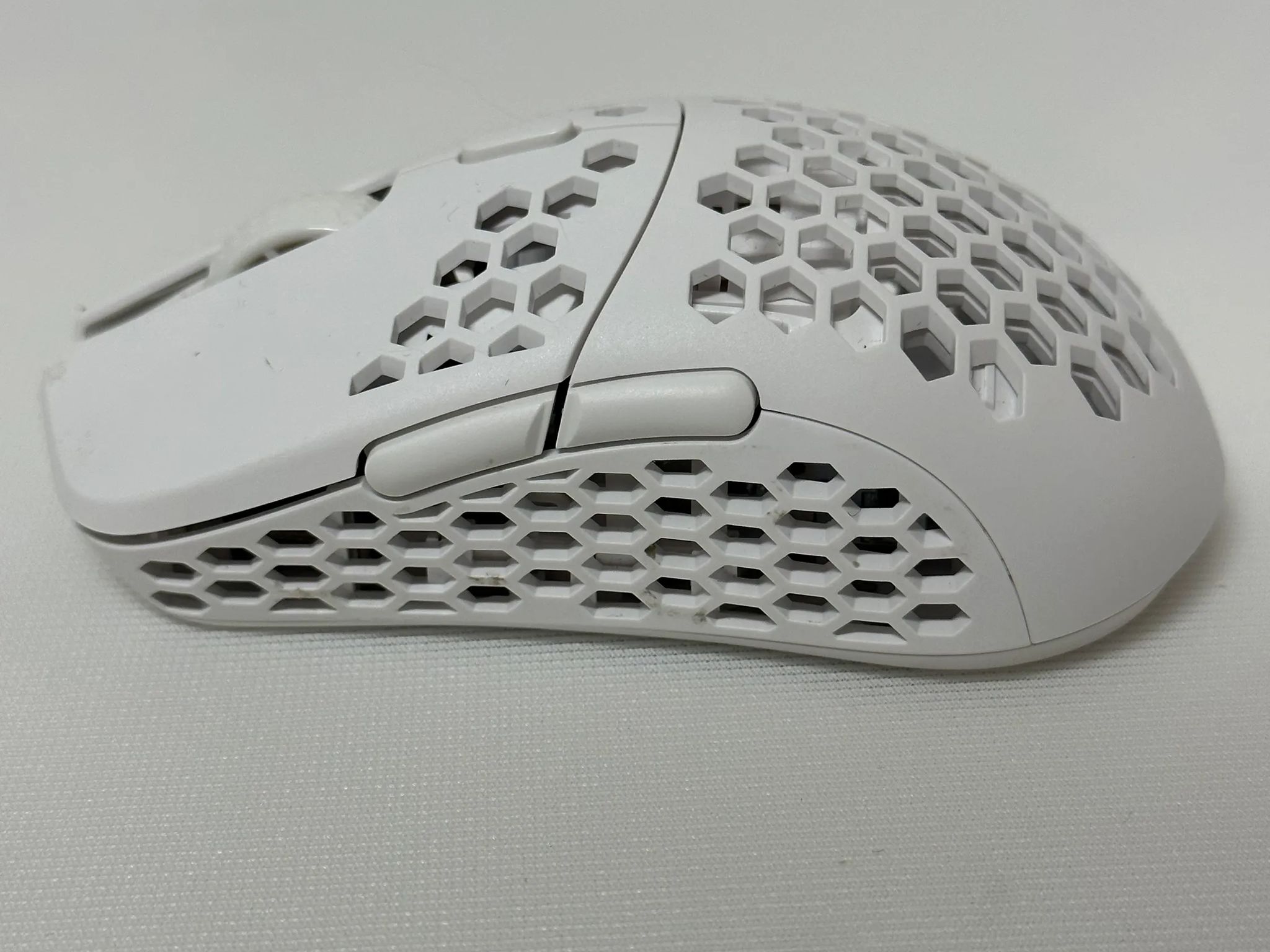 G-WOLVES Hati S Wireless Gaming Mouse - White