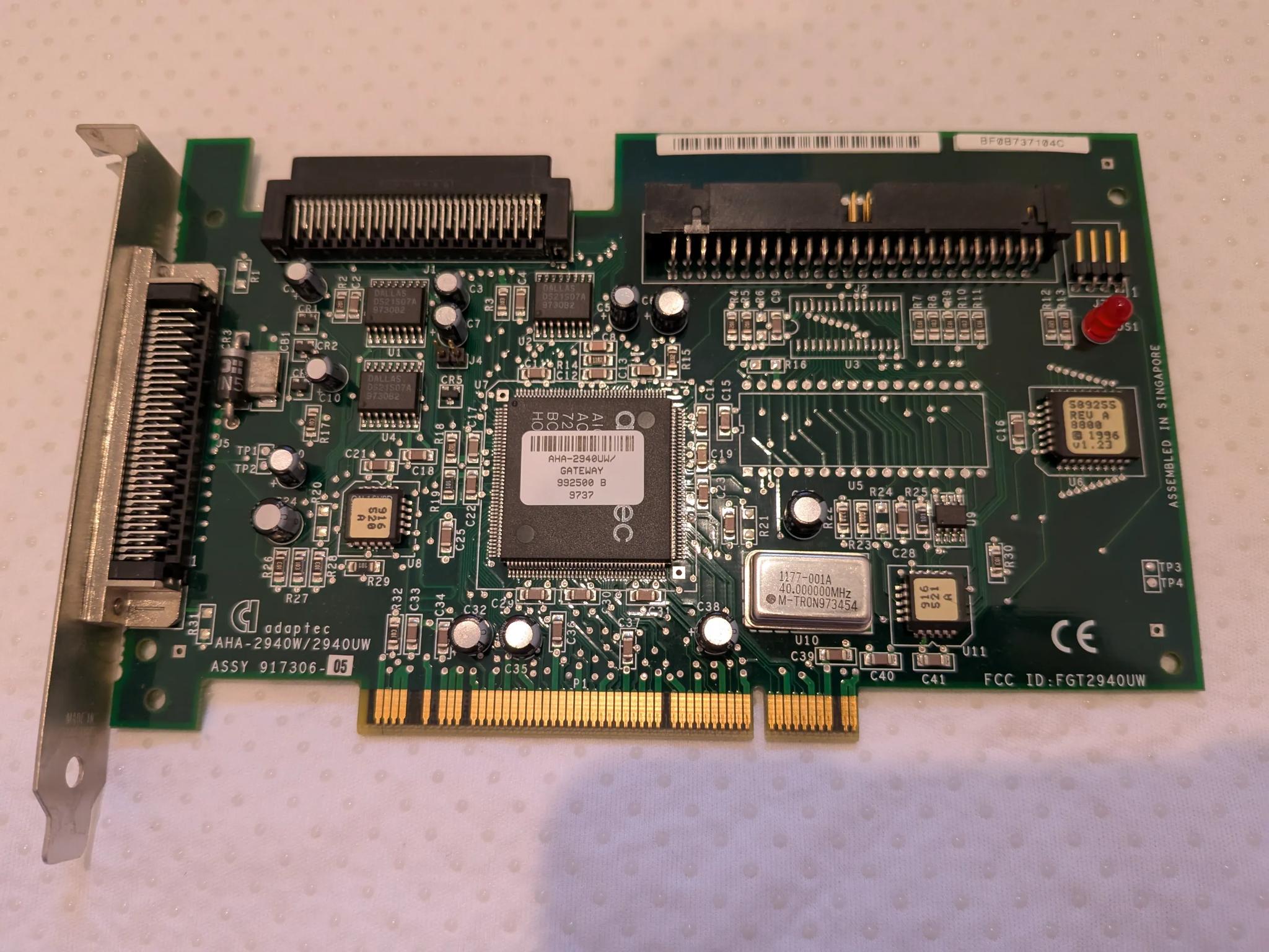 Adaptec AHA-2940UW PCI Wide Ultra SCSI Controller