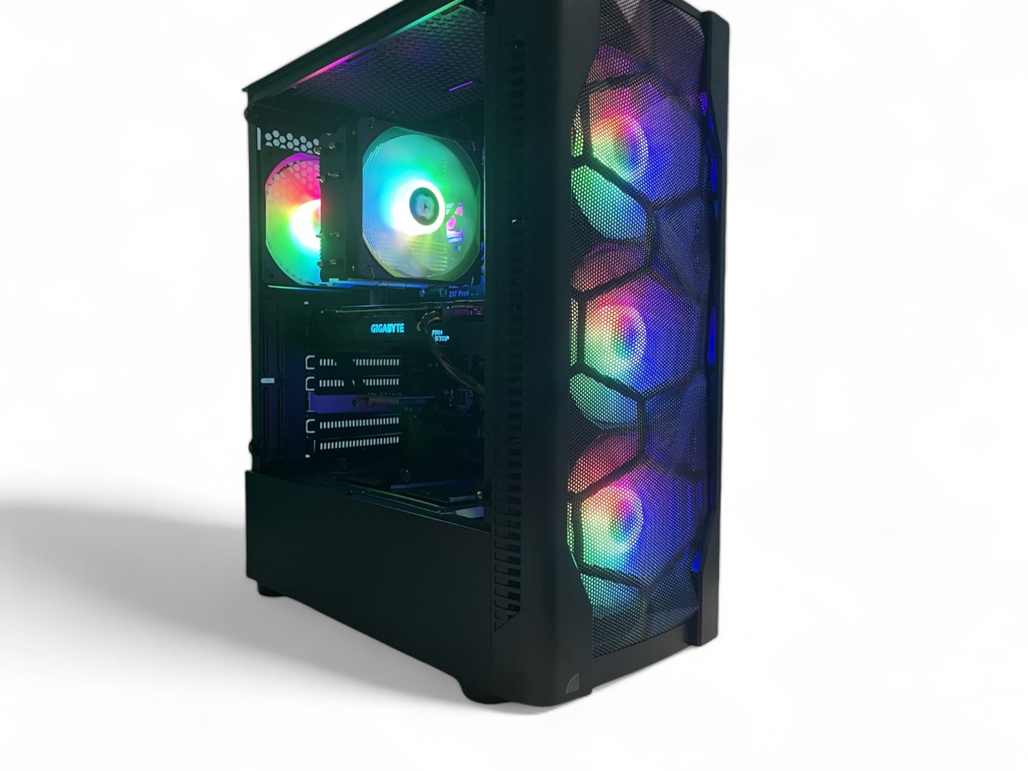 Nvidia GTX 1070 | Up to 3.8 GHz Intel Xeon E3-1231 [i7-4770 equivalent] | 32GB RAM | 512GB SSD
