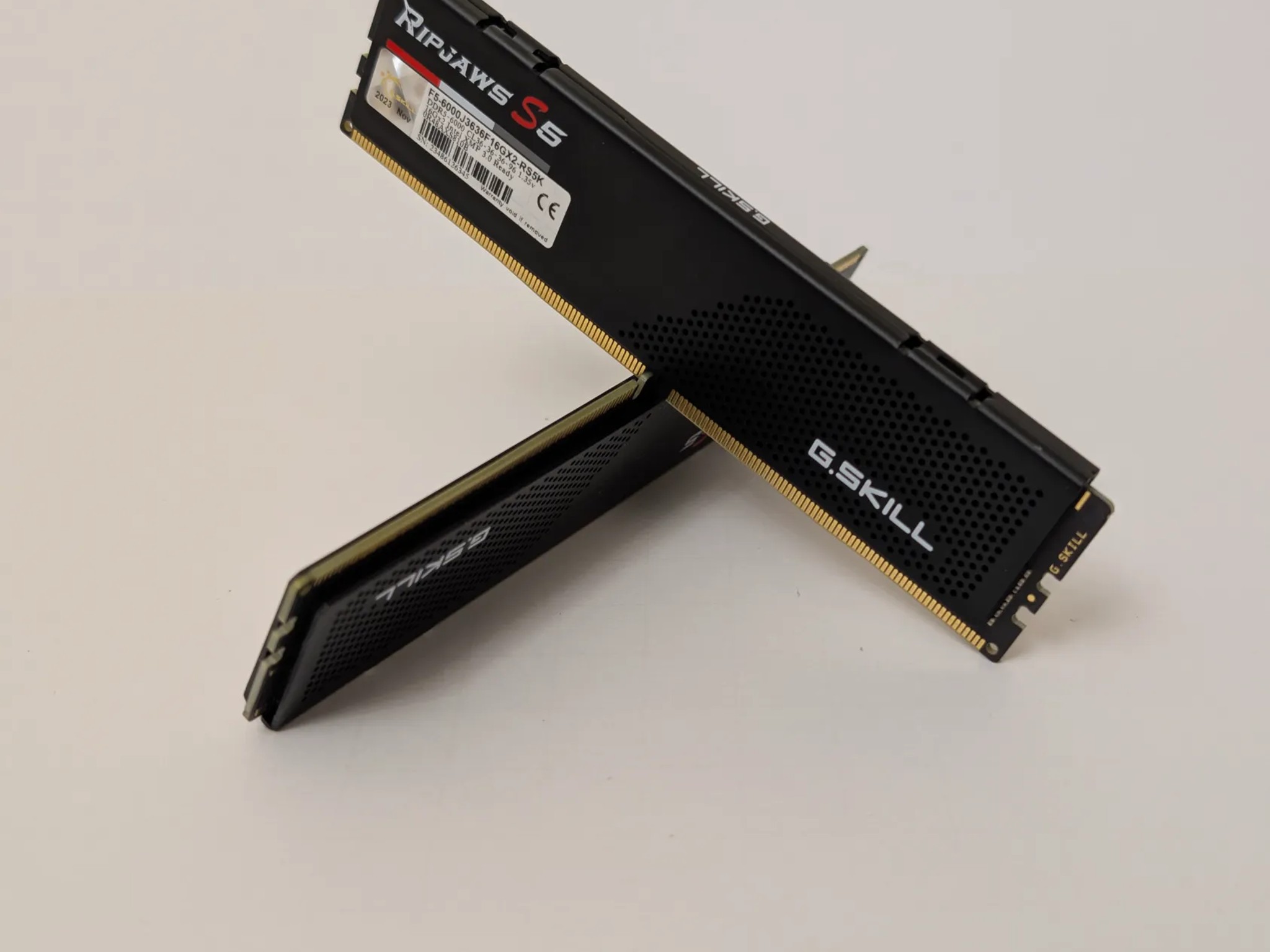 G.SKILL RIPJAWS S5 32GB DDR5 6000MT/S (2x16GB)