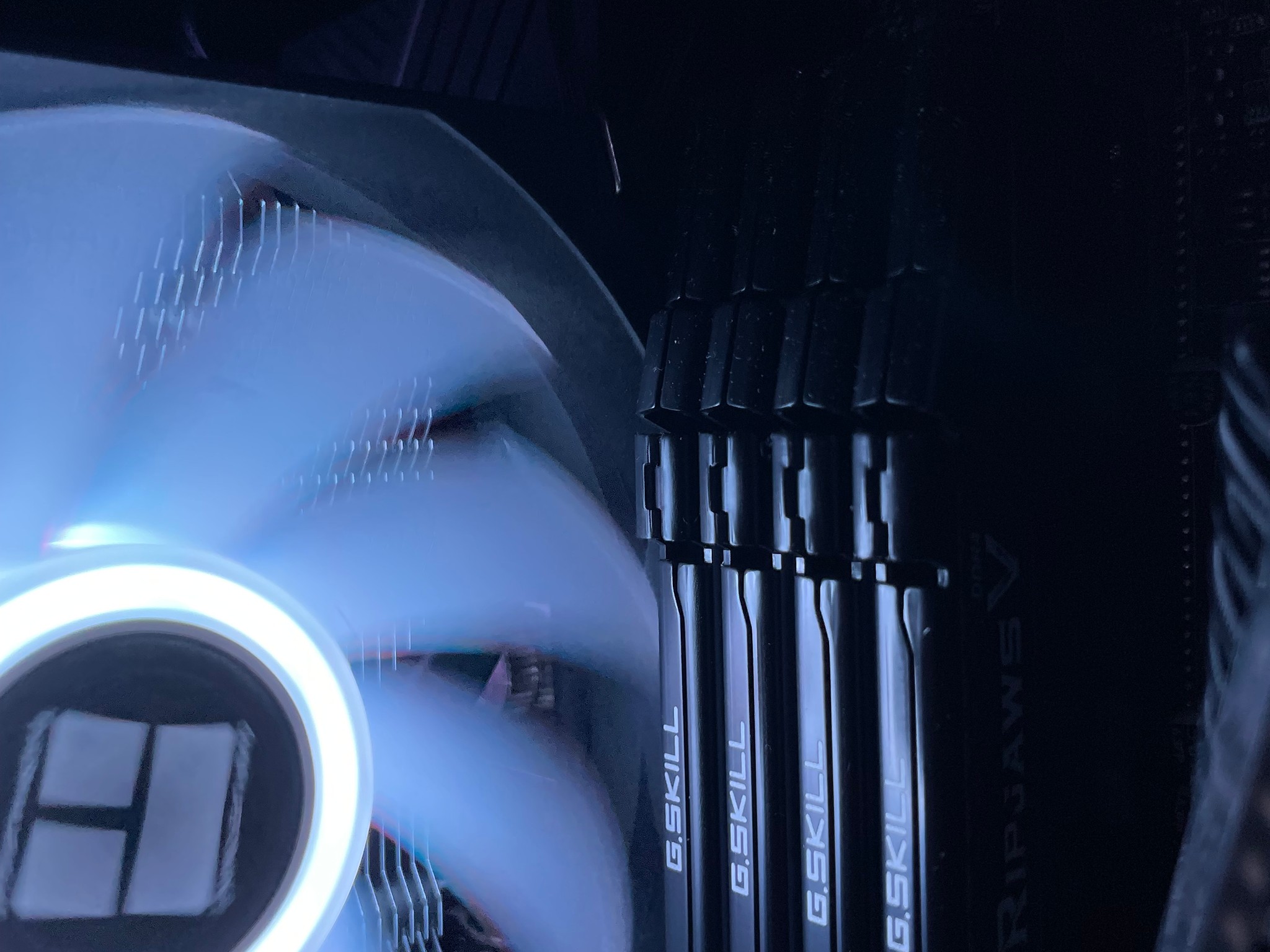 FLASH SALE |🖤🤍1440p PC | RTX 3080 | 12600KF | 32GB | 1TB M.2 | Windows 11 Home |🤍🖤