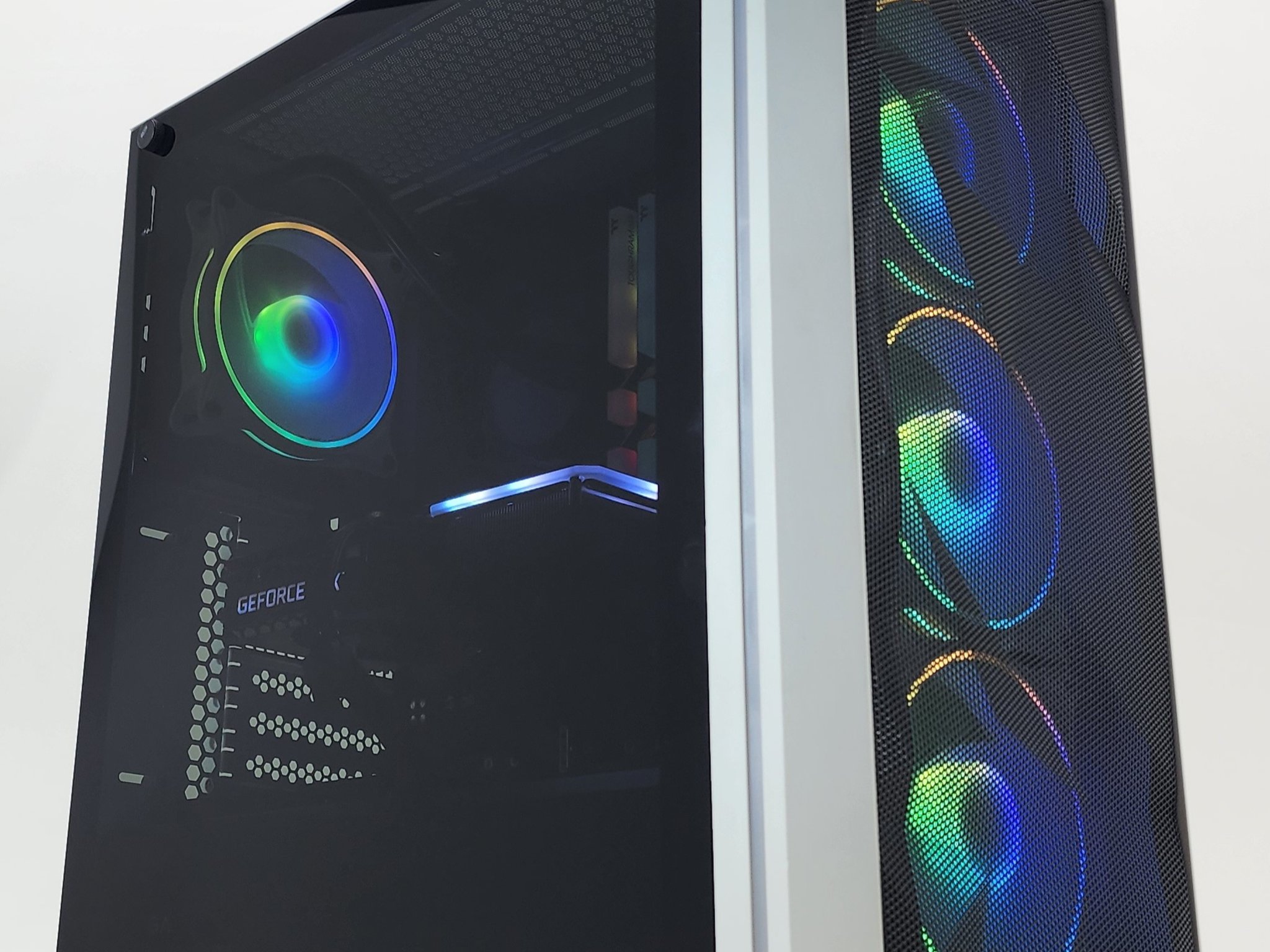 Gaming PC i5-12600KF 16GB RAM 1TB SSD RTX 3060 Ti 8GB Windows 11 PC