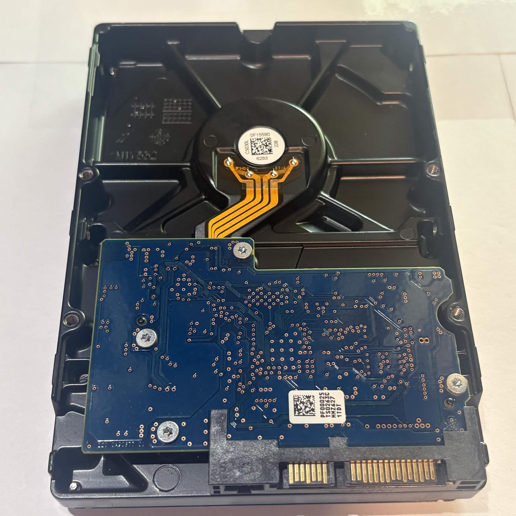 Toshiba DT01ACA100 1TB 7200RPM SATA Hard Drive
