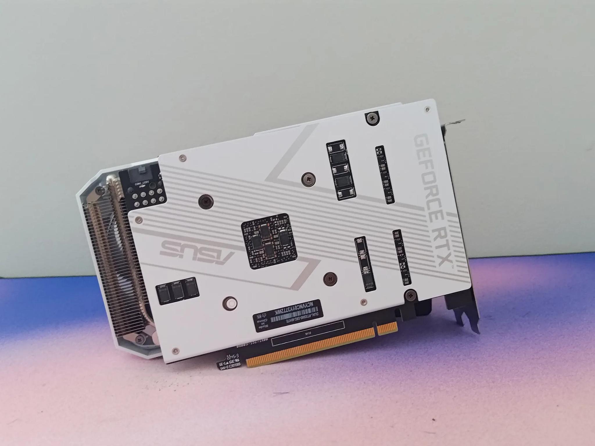 Asus Dual GeForce RTX 3060 White OC Edition 8GB