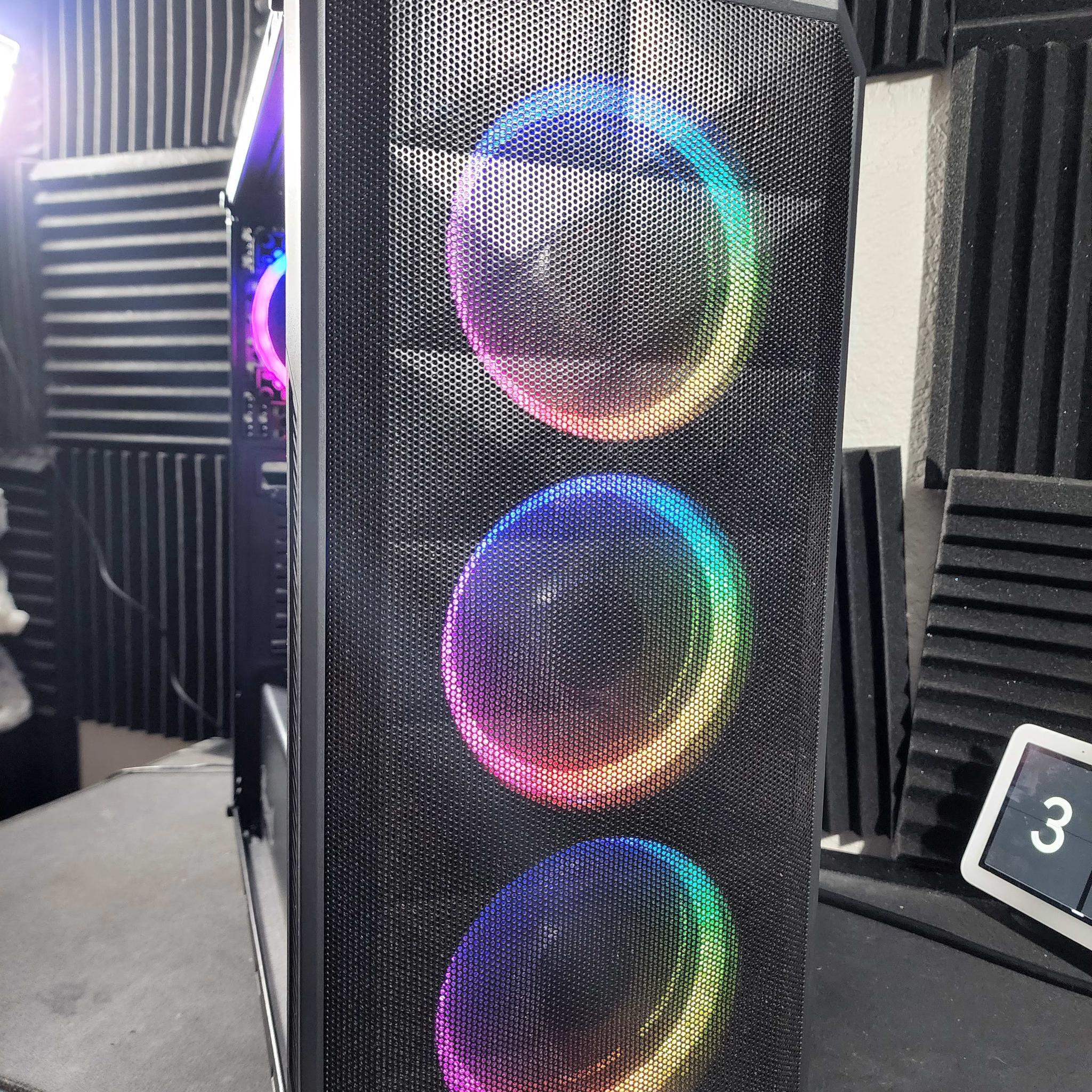 DarkLight - i3 10100F GTX 1070 250GB SSD