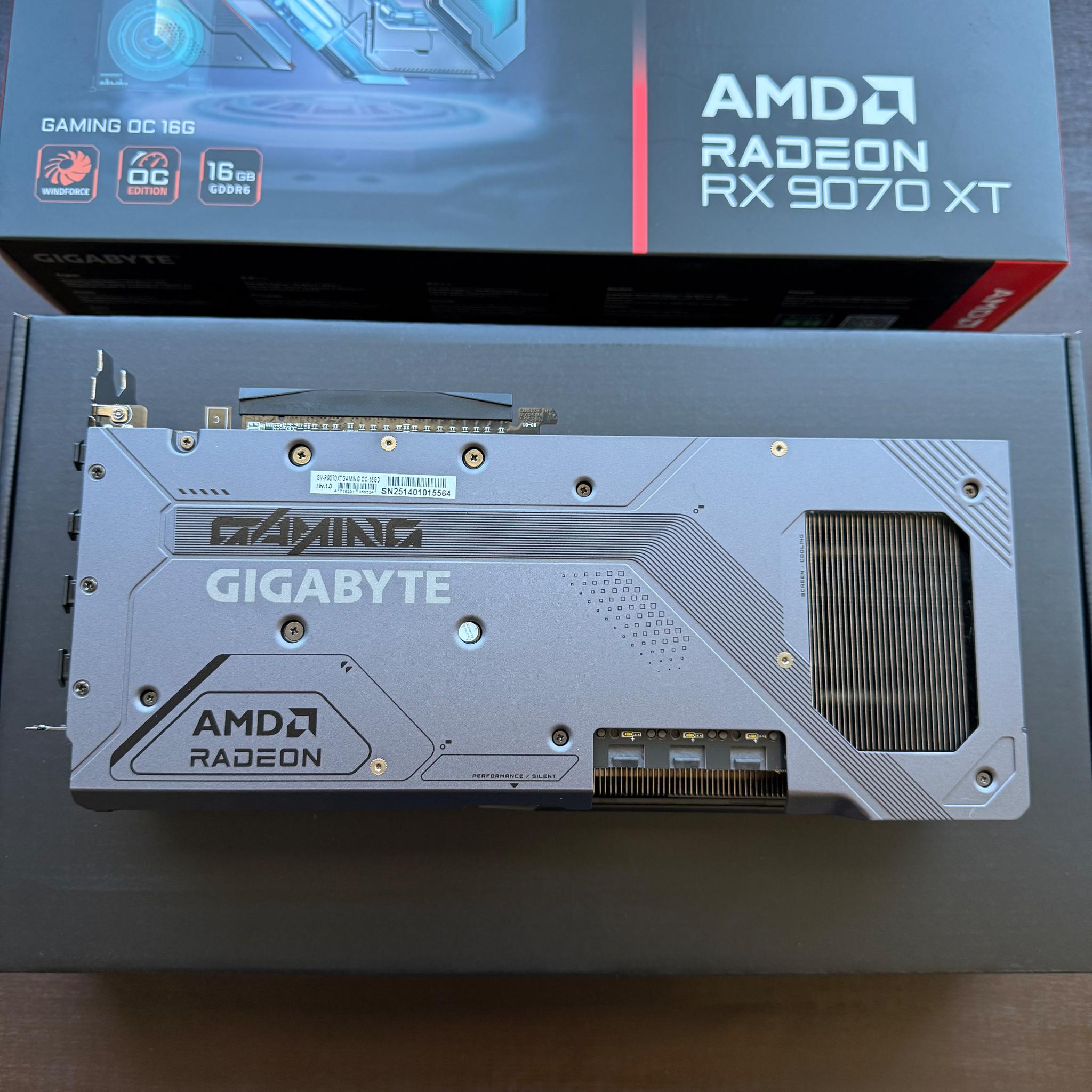 Gigabyte Gaming OC AMD Radeon RX 9070XT