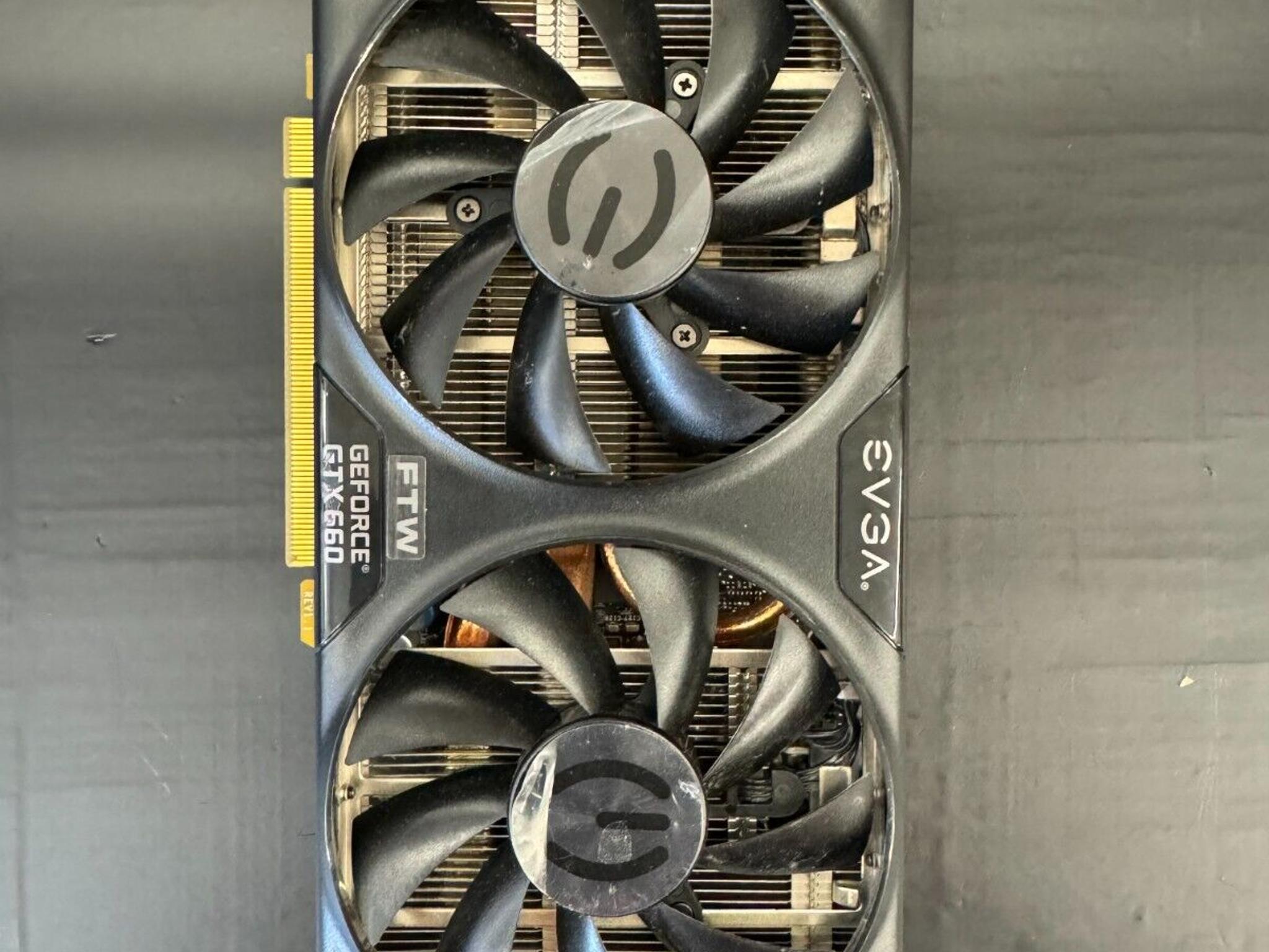 EVGA GeForce GTX 660 FTW 2GB GDDR5 Graphics Card - DisplayPort, HDMI, DVI