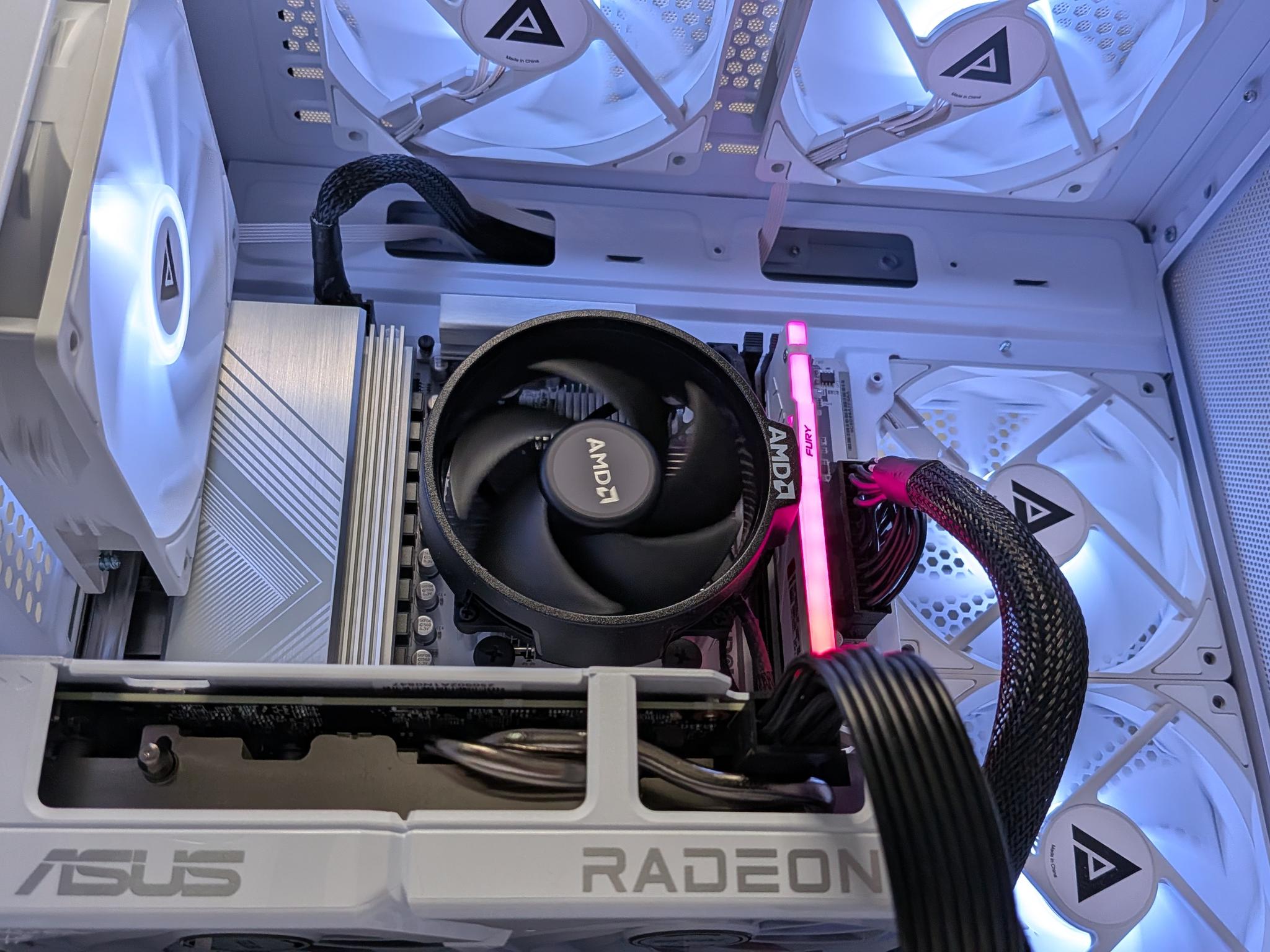 New ALL AMD AM5 Custom Gaming PC Lunar White