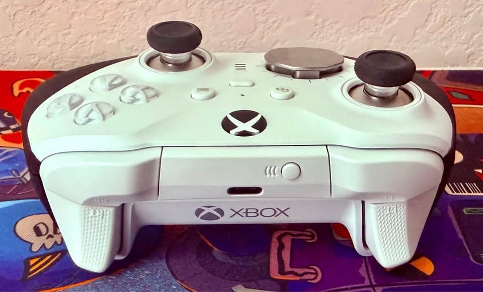 Xbox Wireless Gaming Controller | Elite Series 2 Core | White