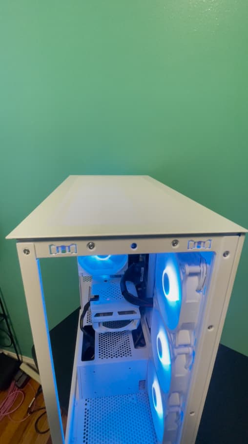 OPEN White Gaming PC| Intel i5 / Amd RX580 / 8GB / 500GB SSD Win 10 Pro WiFi