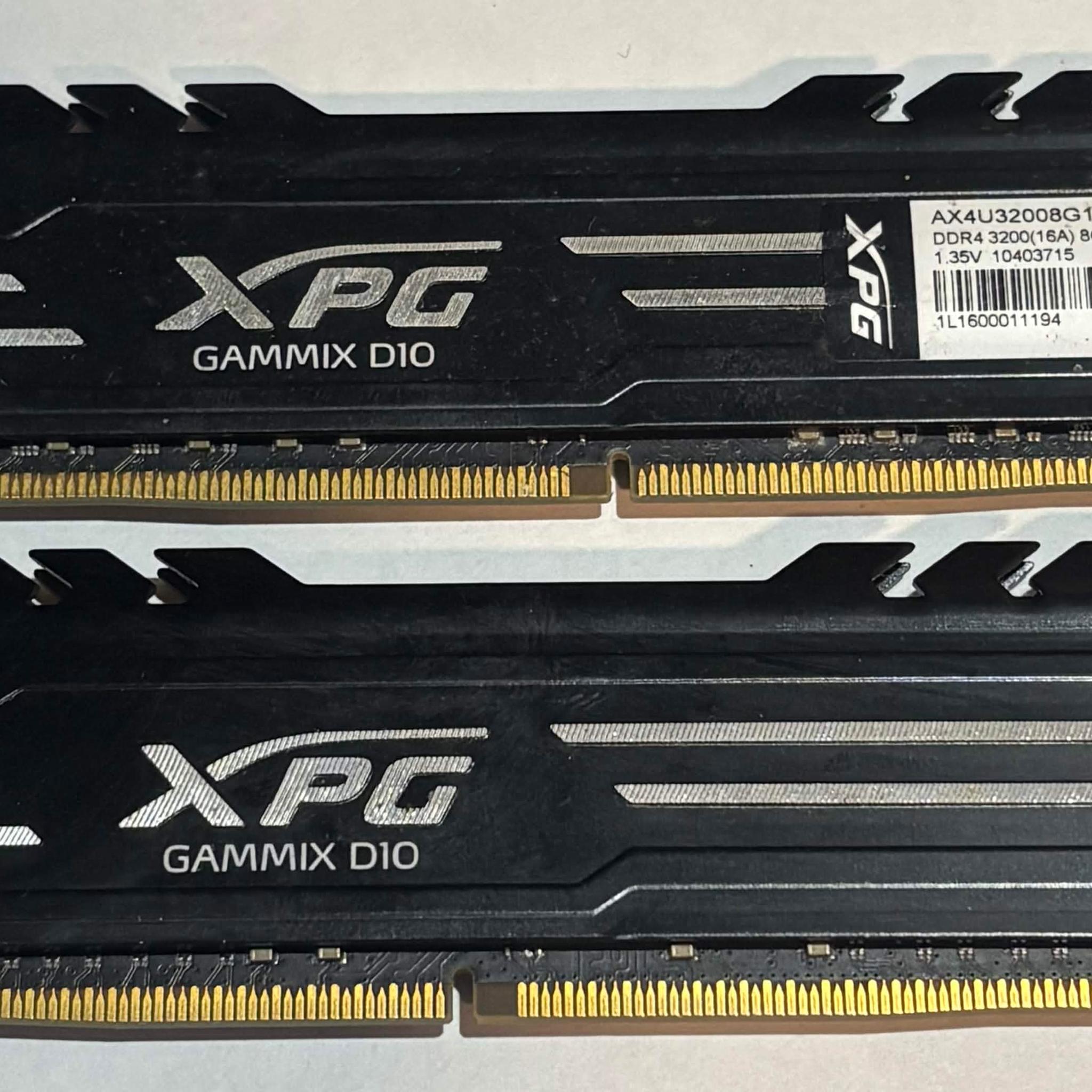 XPG Gammix D10 16GB (2x8GB) DDR4 3200MHz CL16 Gaming Memory Kit | Tested Working