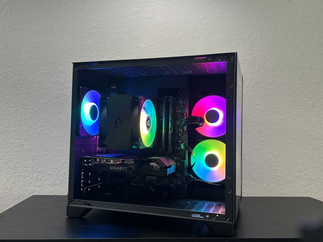 Ryzen 5 3600 / 1660 Super 6GB / 16GB DDR4 3000MHz / 768GB NVMe