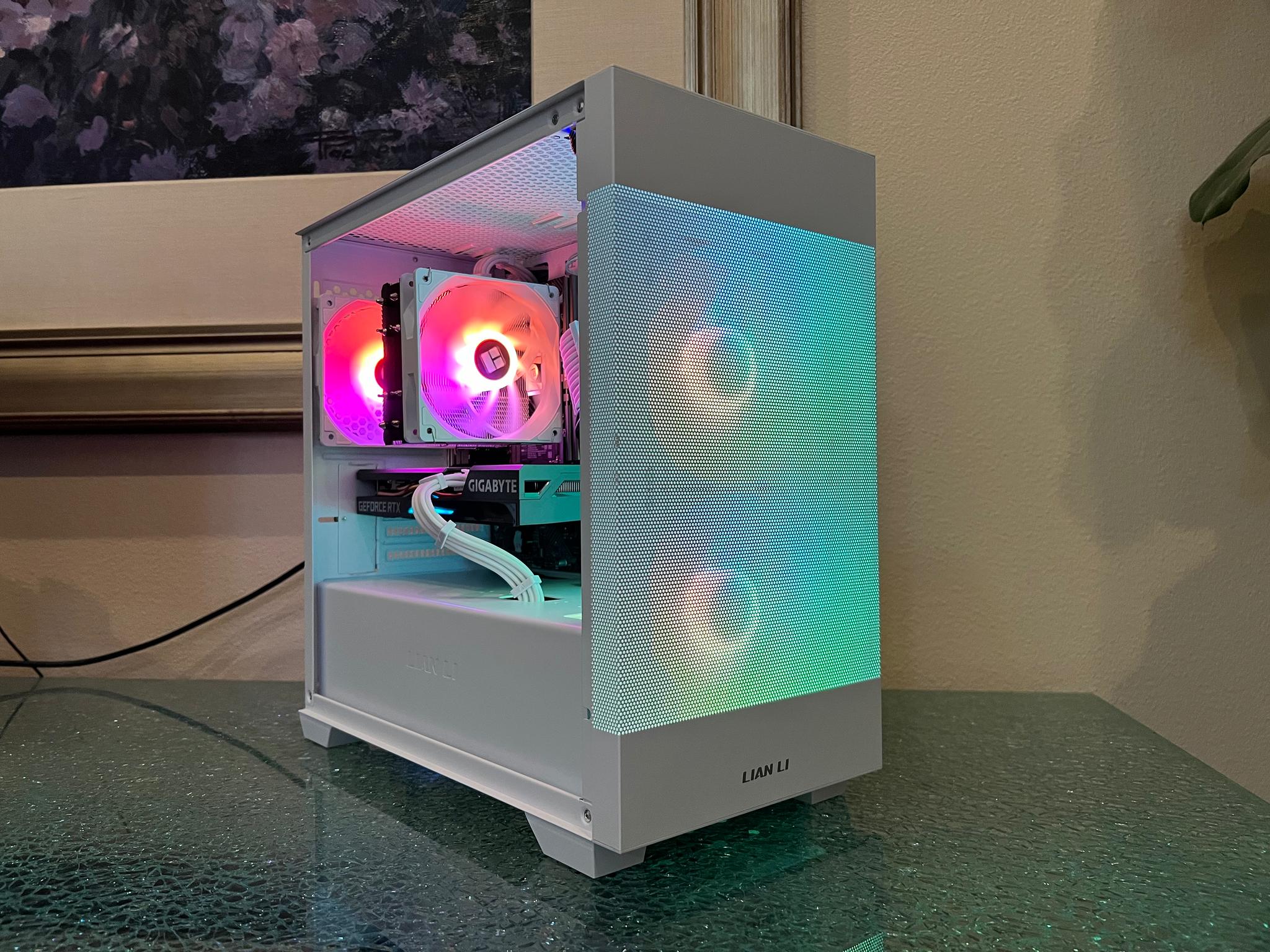Intel i5 12400F / RTX 3060 / 16GB RAM / 1TB SSD / Custom White Gaming PC