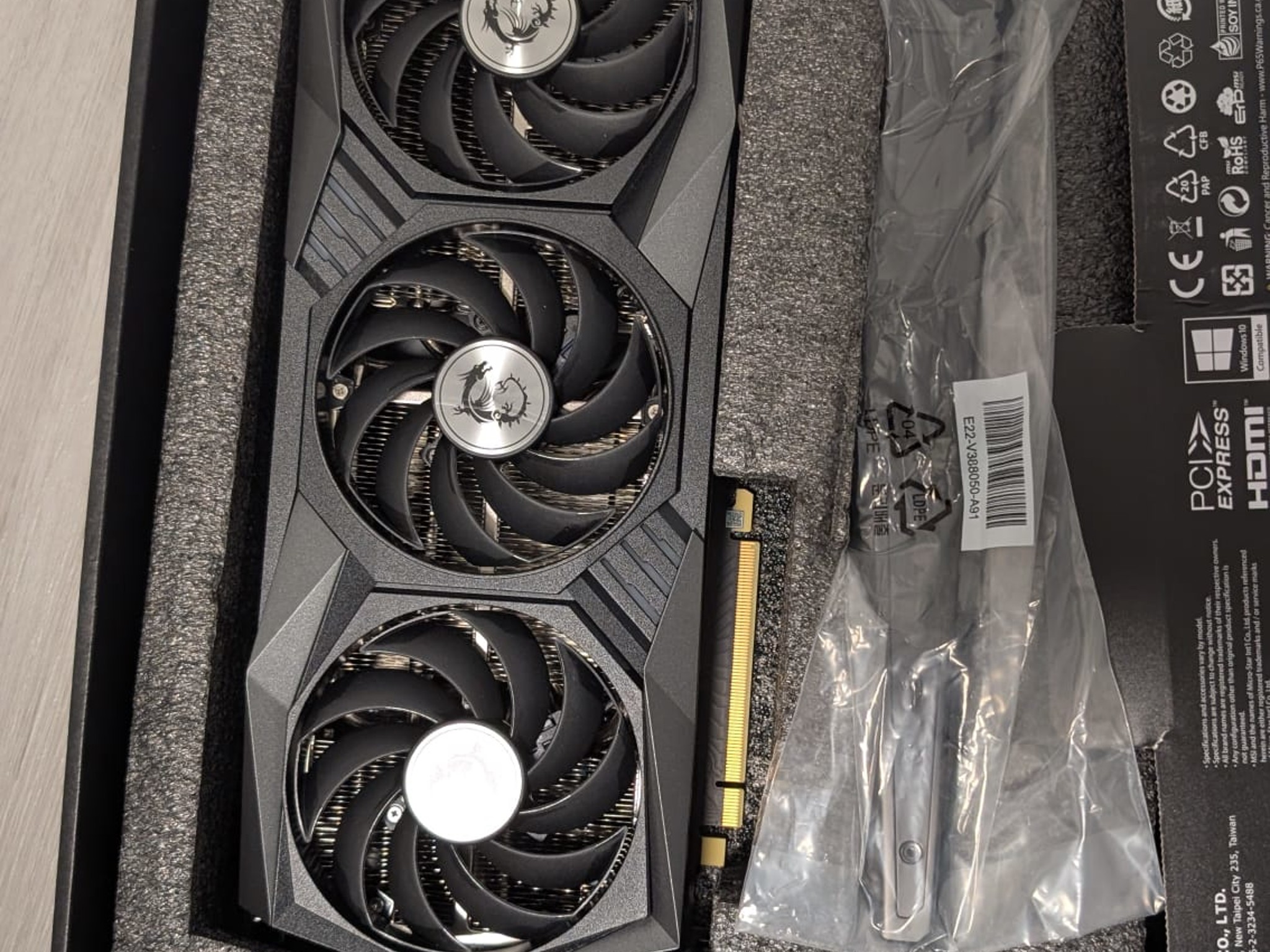 Clean and well-maintained - MSI Gaming Trio GeForce RTX 3070 8GB (in original packaging)