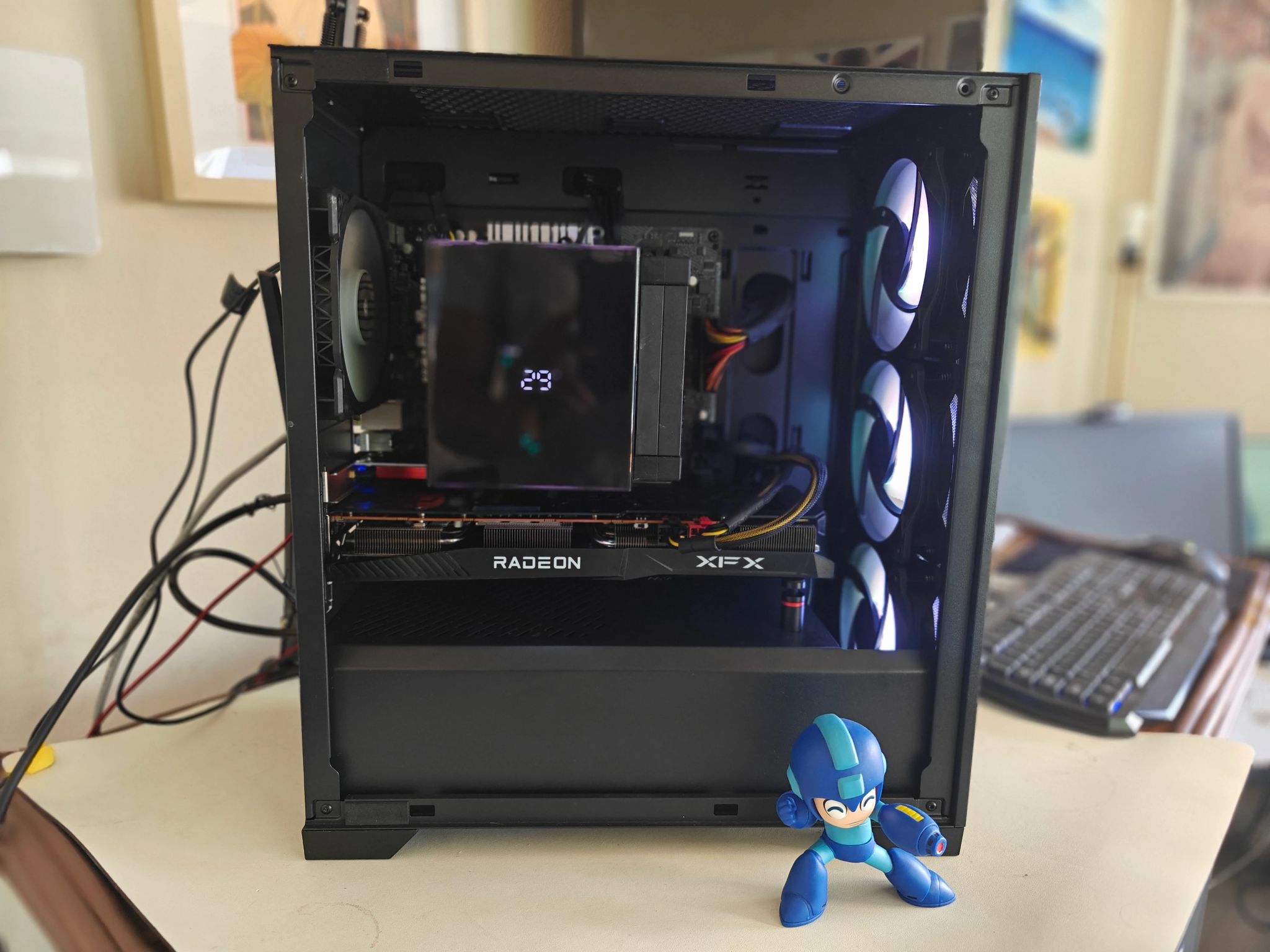 🩻📓 Solid and Chonky | Ryzen 5600X | Radeon RX6700XT | 2TB NVMe SSD | 32 GB DDR4