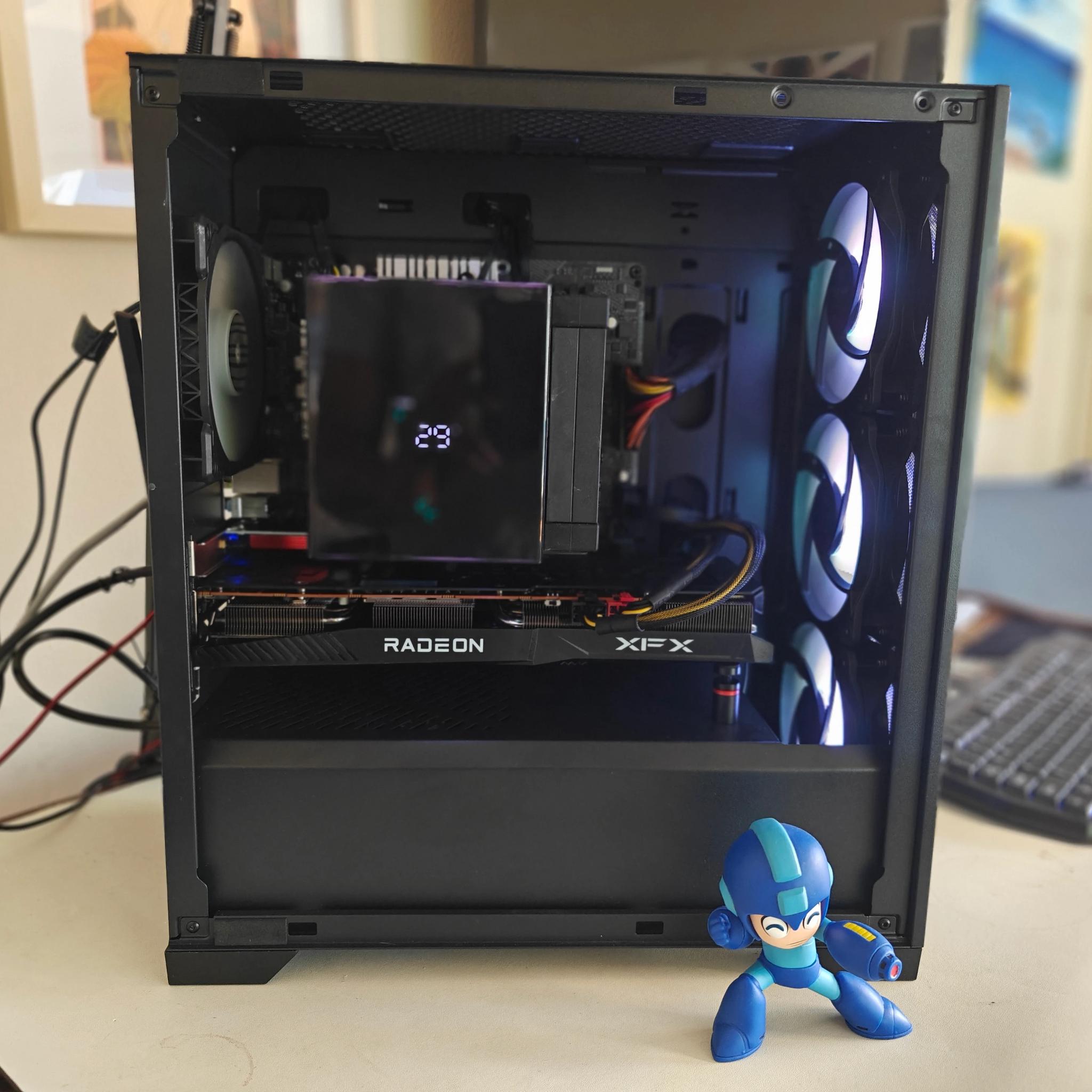 🩻📓 Solid and Chonky | Ryzen 5600X | Radeon RX6700XT | 2TB NVMe SSD | 32 GB DDR4