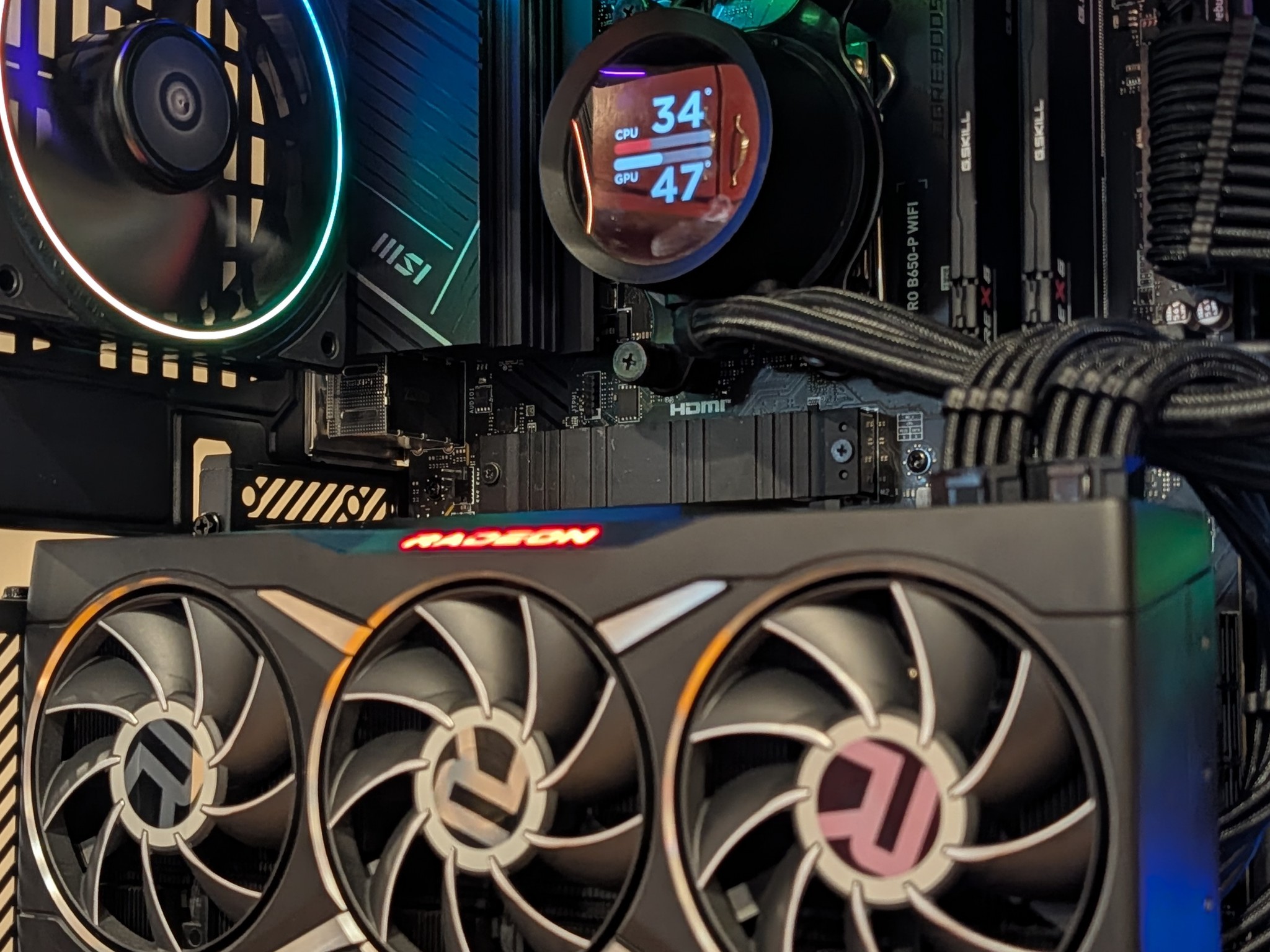 🌈 RX 6950 XT Gaming PC – Ryzen 7 7700X | Hyte Y40 RGB Build