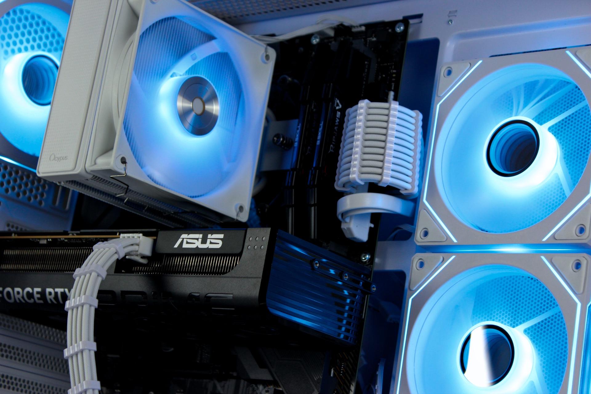 Powerful White Gaming PC – RTX 5060, Ryzen 5 5600X, 32GB, 1TB SSD - RGB, WiFi, BlueTooth
