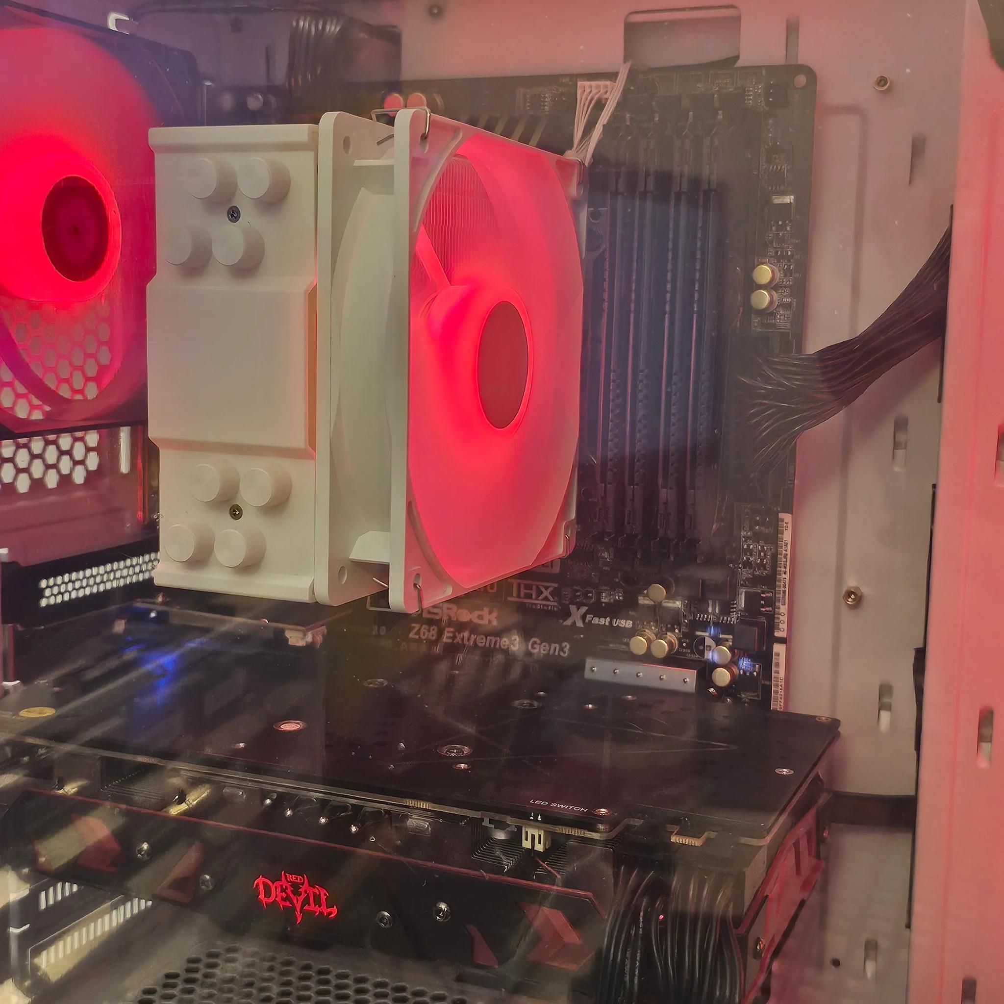 Gundam theme PC with RGB