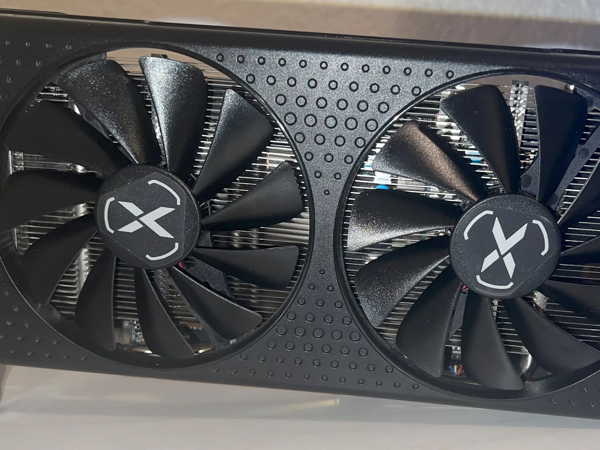 Radeon RX 7600 8GB (XFX SWFT 210)