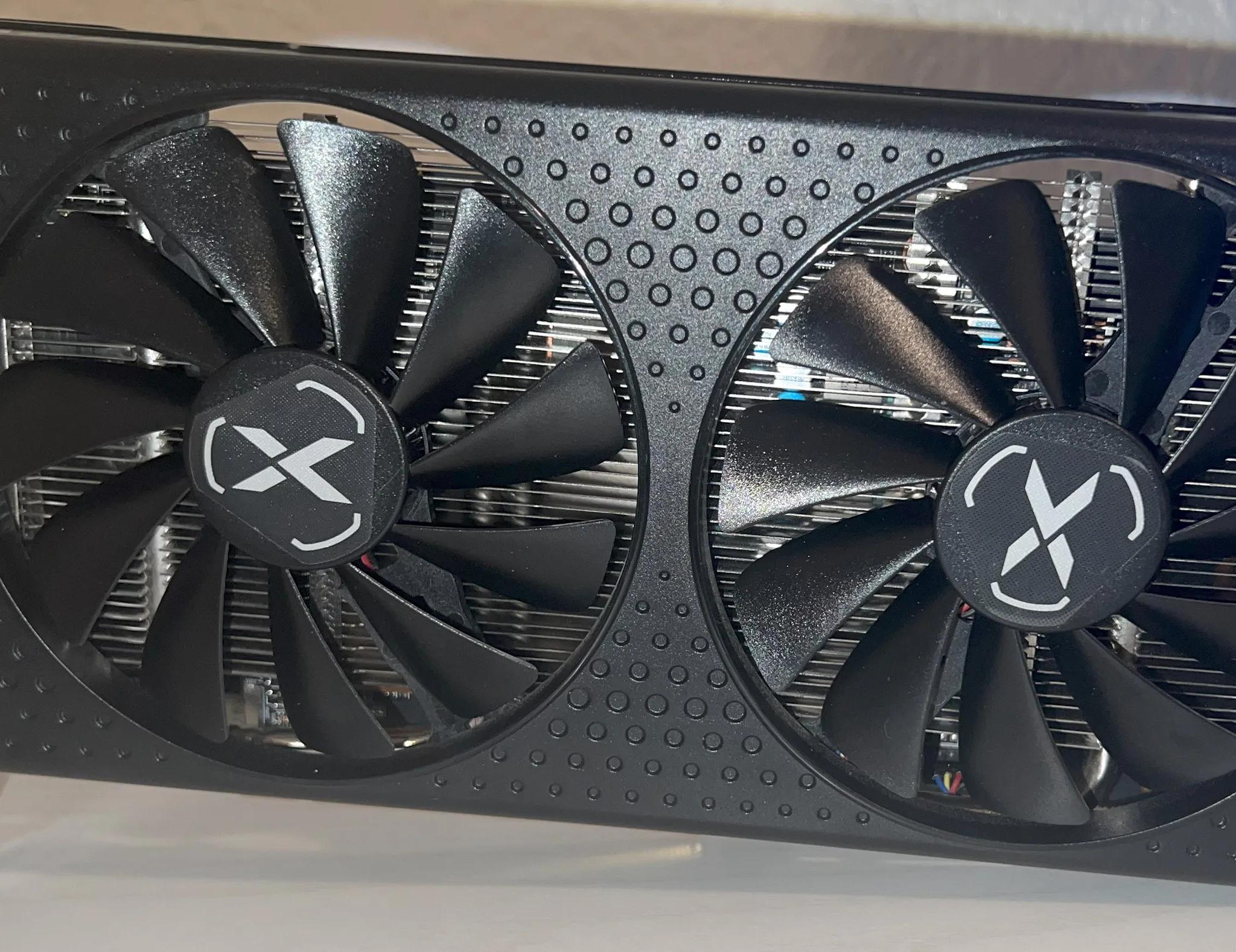 Radeon RX 7600 8GB (XFX SWFT 210)