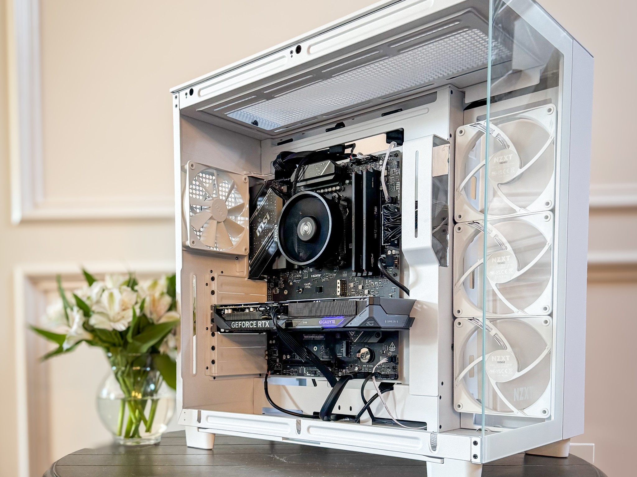 Custom Built Gaming PC! 4k gaming 200fps one of a kind!