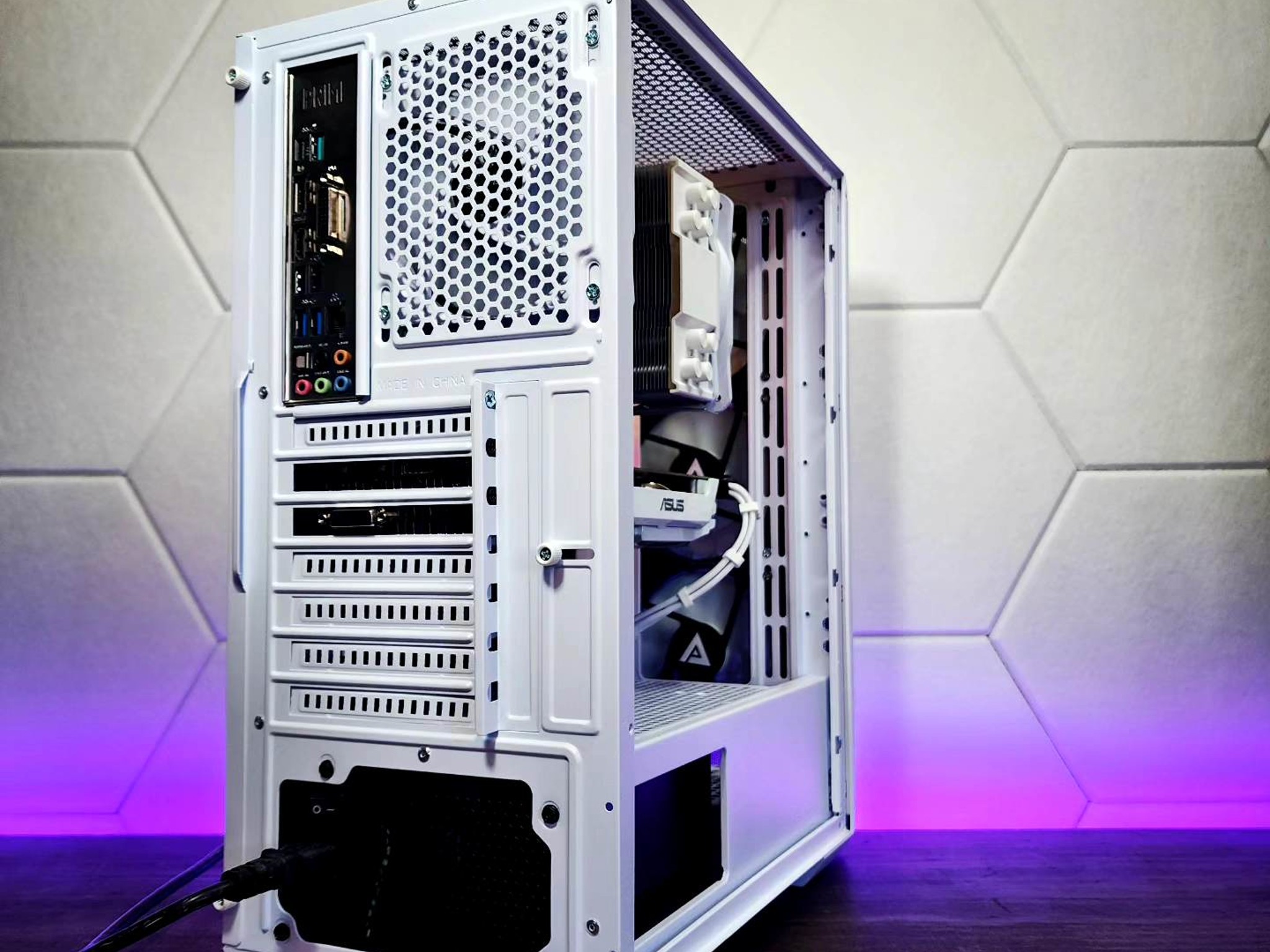 🤍💜🤍 ASUS GTX 1060 6G // Intel Core i7 8700K // Pinnacle 16GB 3600MHz // WD Blue 1TB NVMe