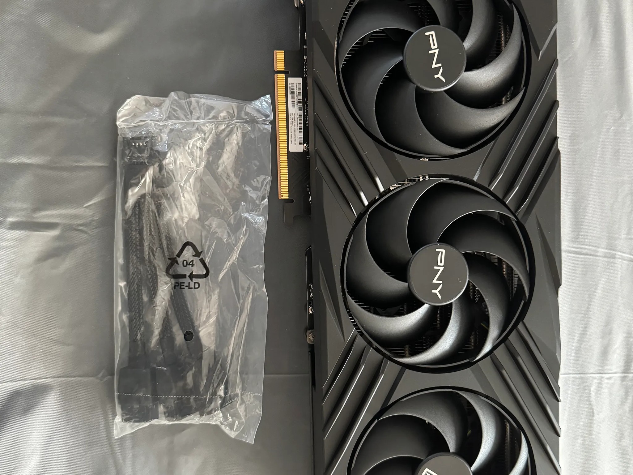 PNY GeForce RTX 4080 VERTO 3-Fan 16 GB GDDR6X PCIe 4.0 x16 Graphics card