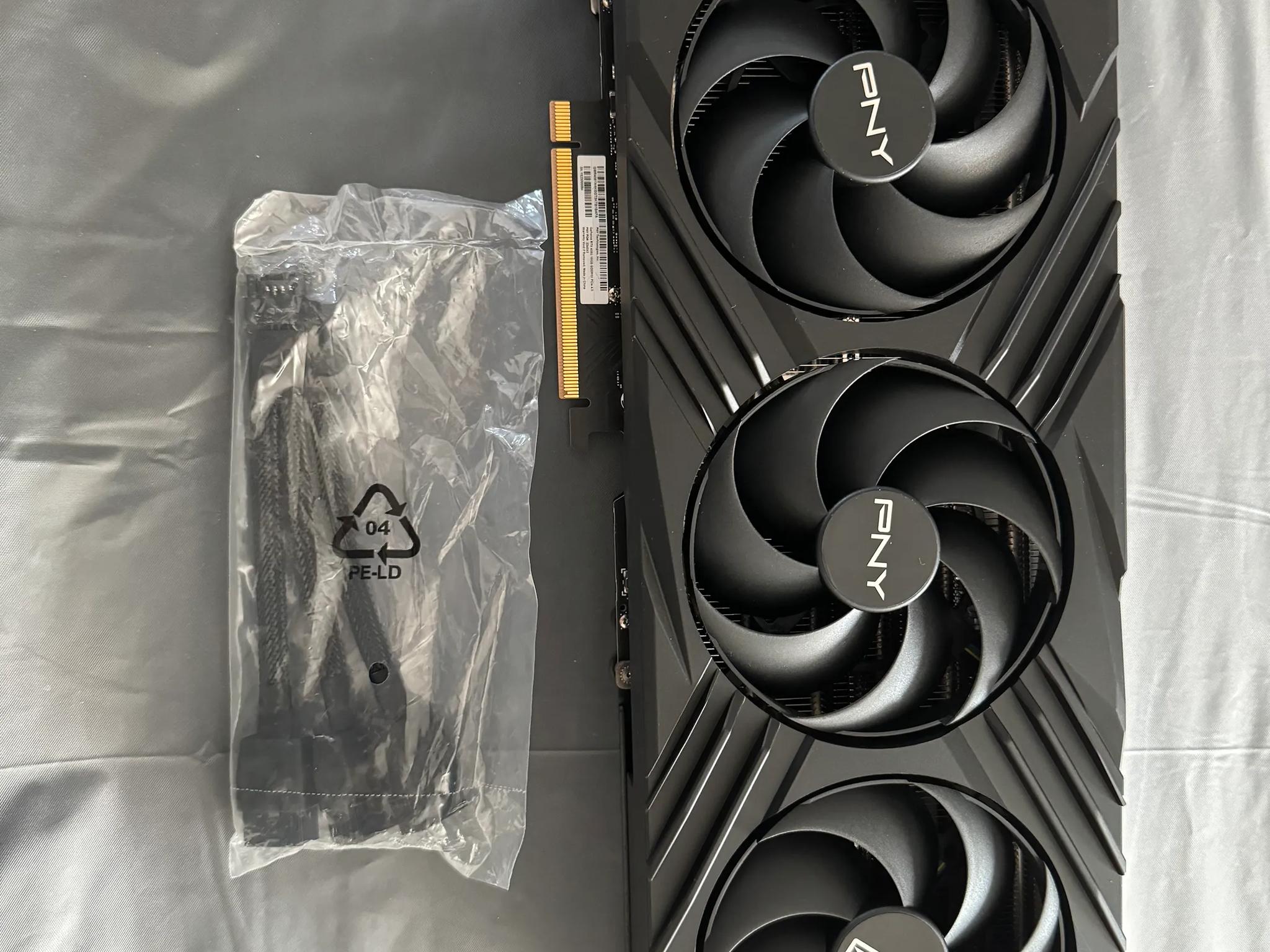 PNY GeForce RTX 4080 VERTO 3-Fan 16 GB GDDR6X PCIe 4.0 x16 Graphics card