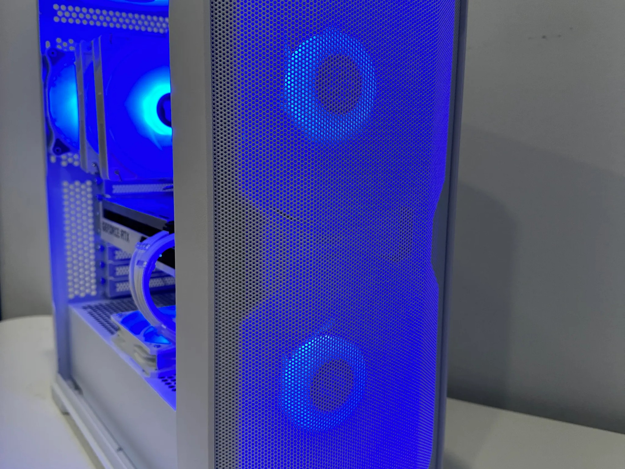 🦇Batman🦇-Extreme Gaming PC-Nvidia RTX 3070 8GB-Intel Core i9-12900K 16Cores -32GB DDR5-1TB NVME