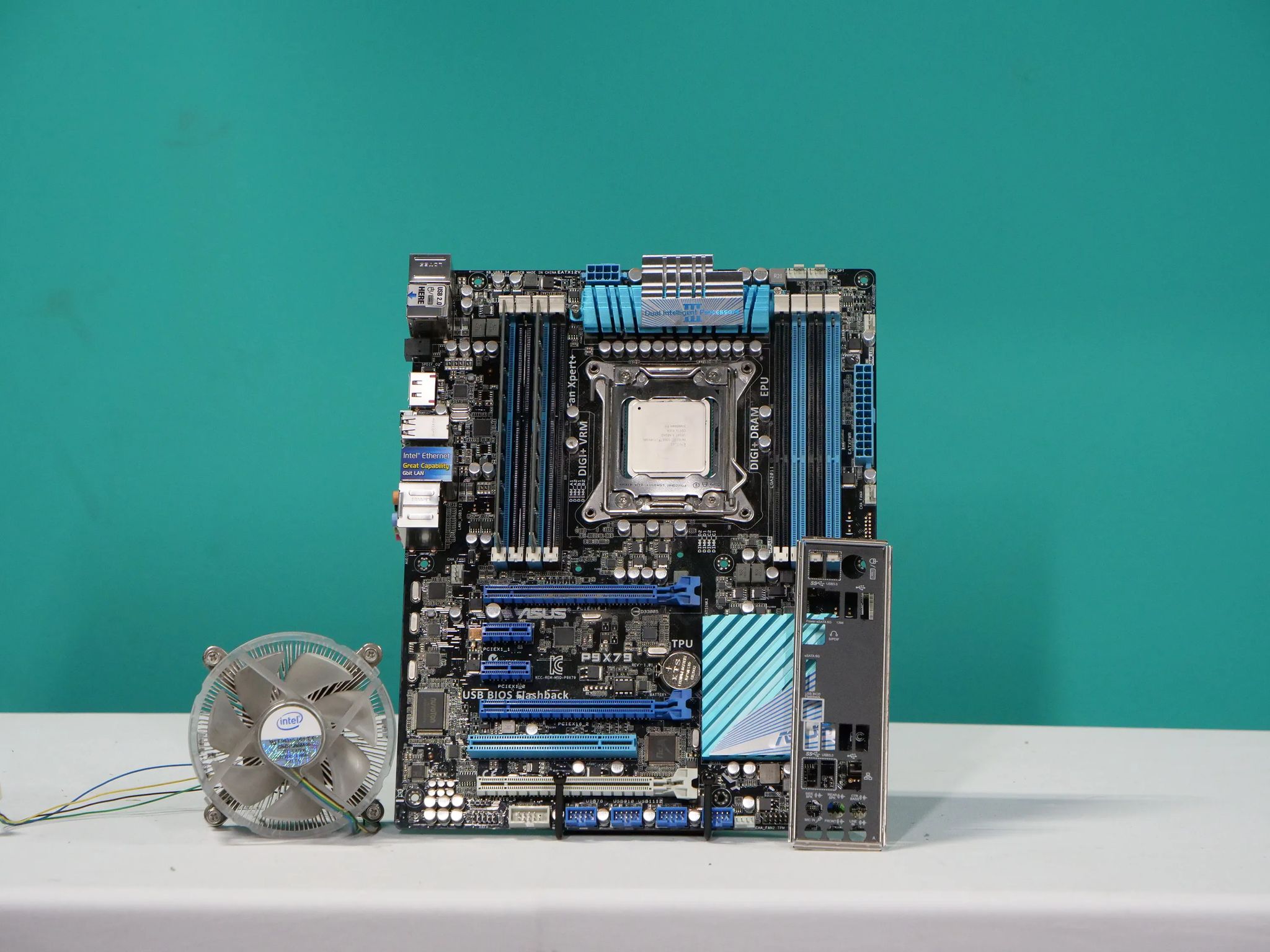 Asus X79 Motherboard Kit with i7-4930k & 16 gb ram. Cheap 6 core setup! Free Shipping!