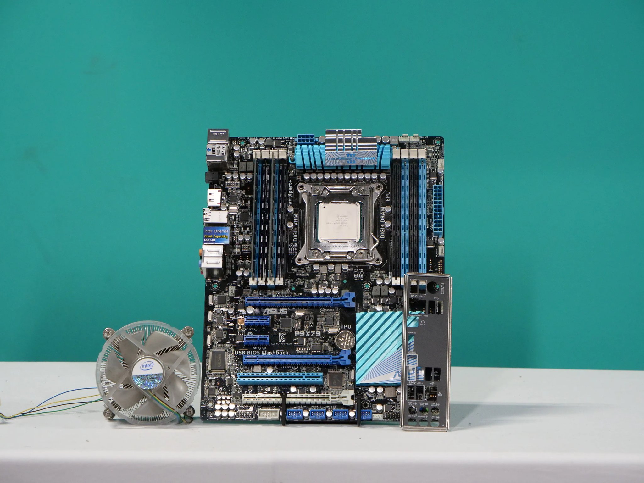 Asus X79 Motherboard Kit with i7-4930k & 16 gb ram. Cheap 6 core setup! Free Shipping!