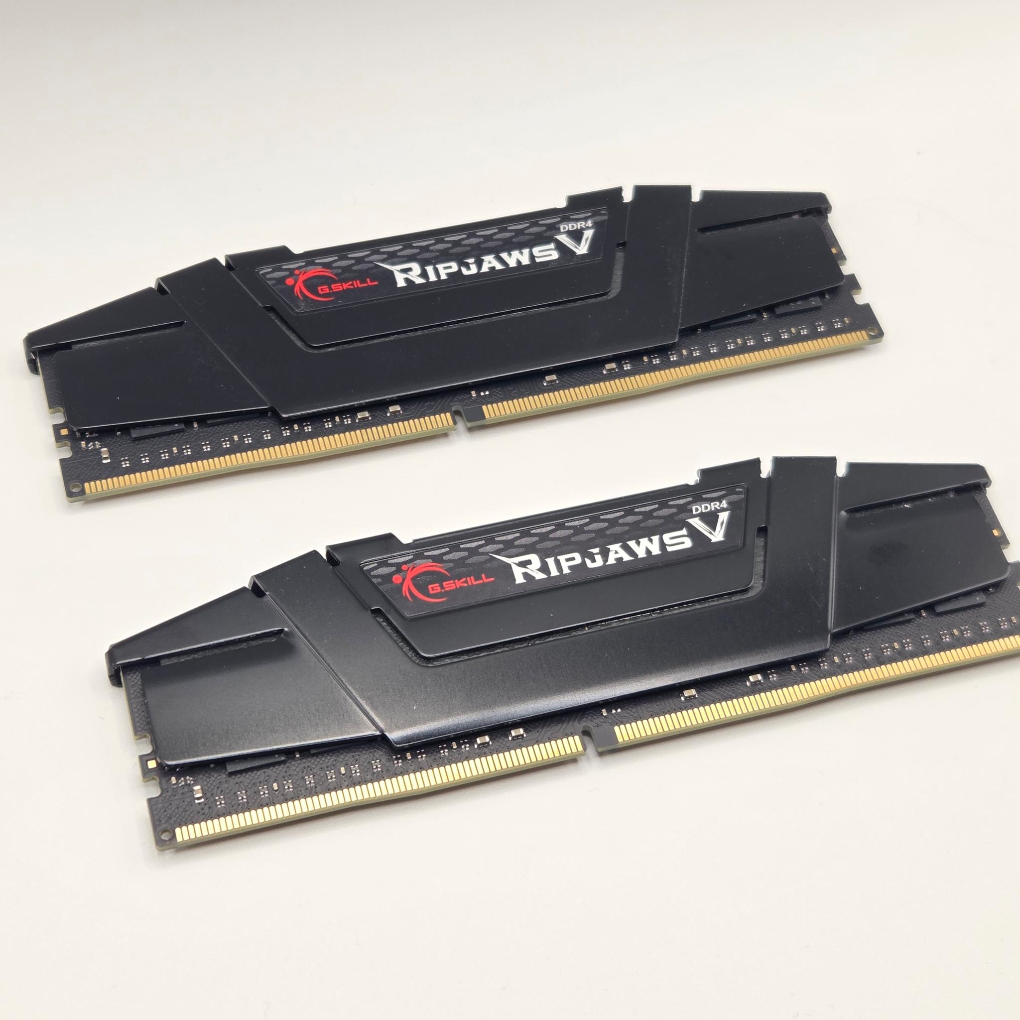 G.Skill RipjawsV CL18 DDR4-3600 64gb (32GBx2)