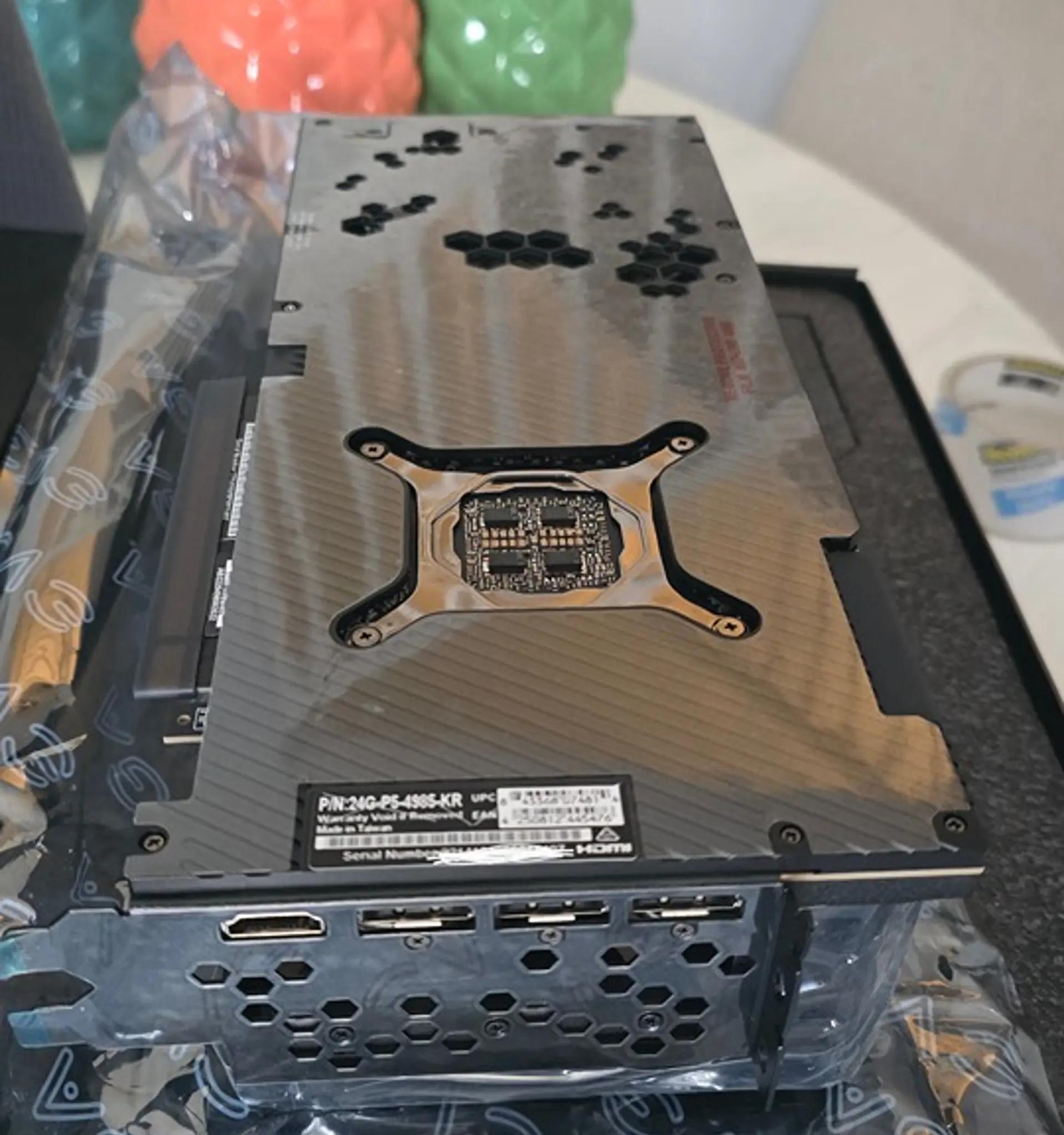 EVGA FTW3 ULTRA GAMING GeForce RTX 3090 Ti