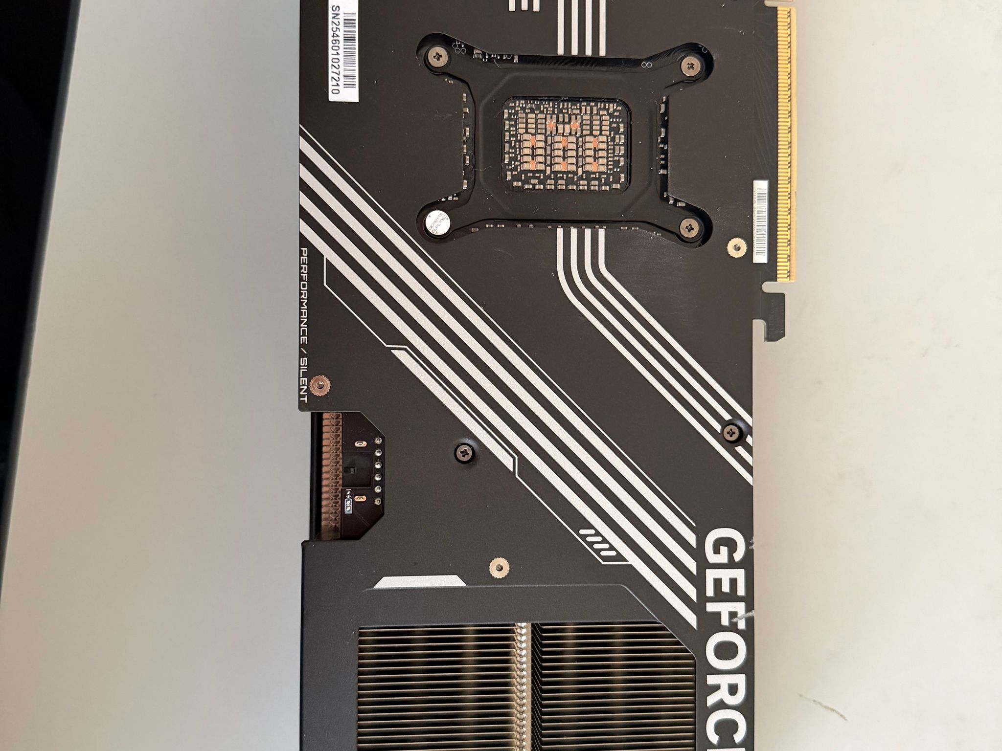 GIGABYTE GeForce RTX 5080 WINDFORCE SFF 16G