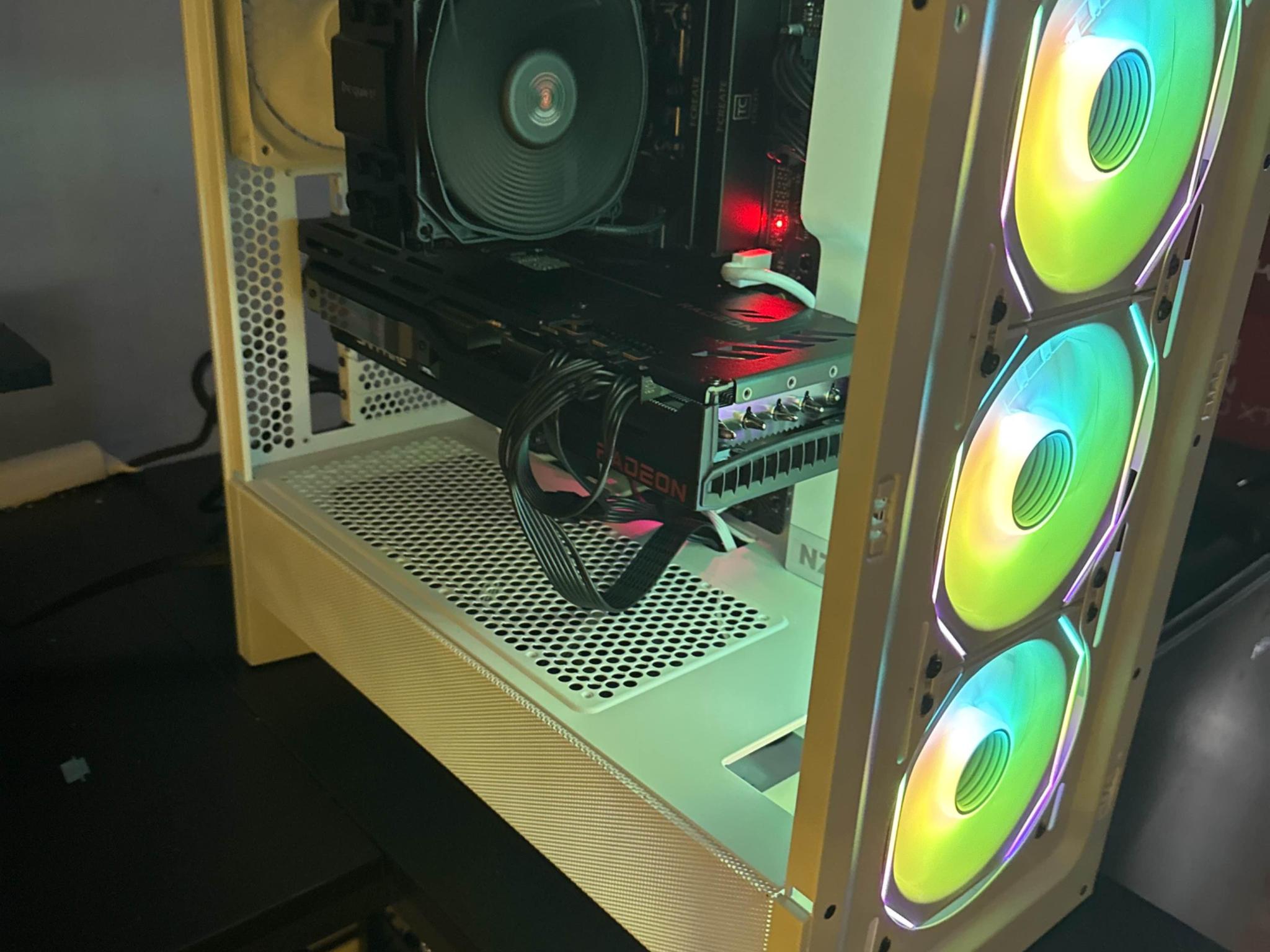 Radeon RX7900XTX + Ryzen 7 7800X3D, 32 GB DDR5 Ram, 1 TB Storage