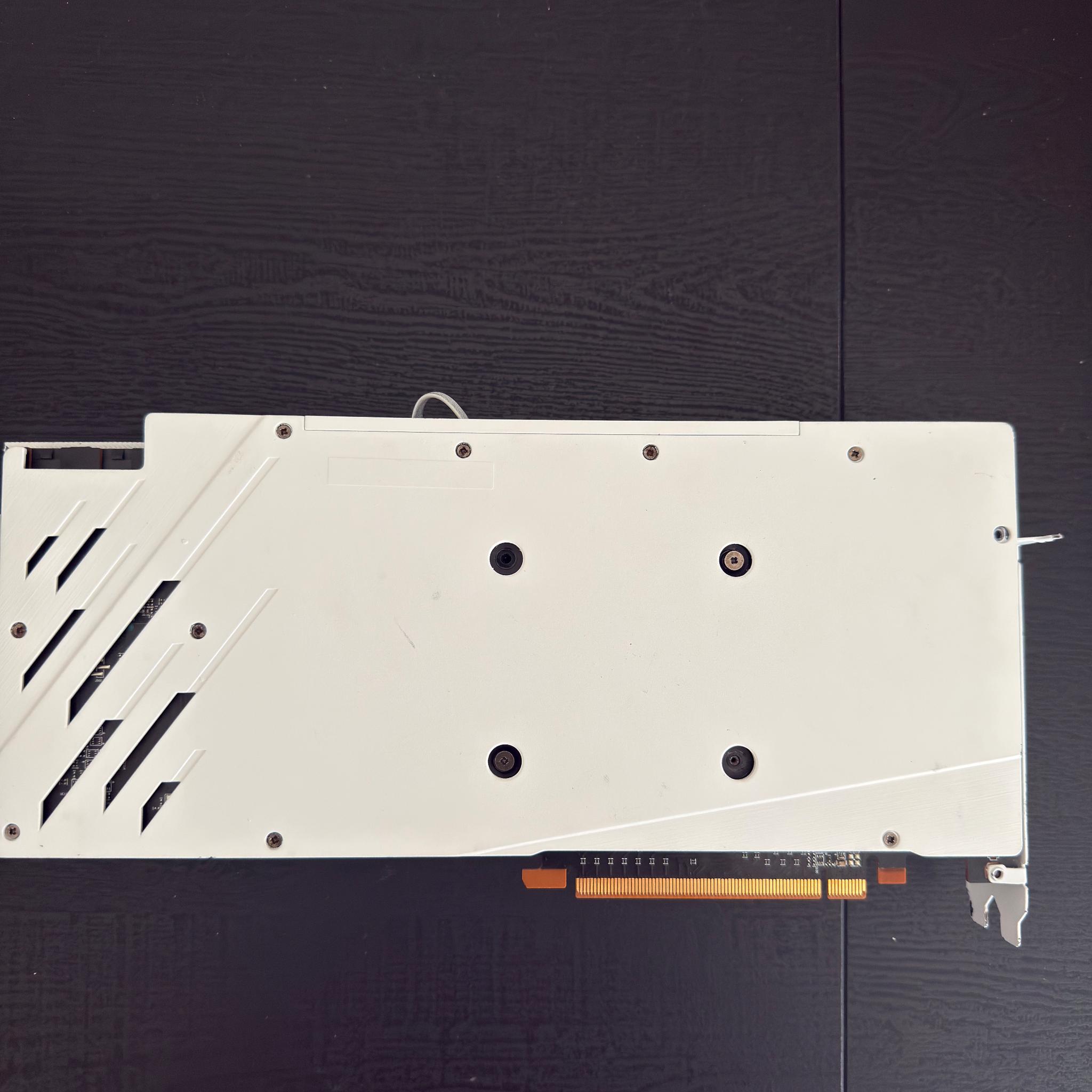 RX 6800 -CUSTOM PAINTED-