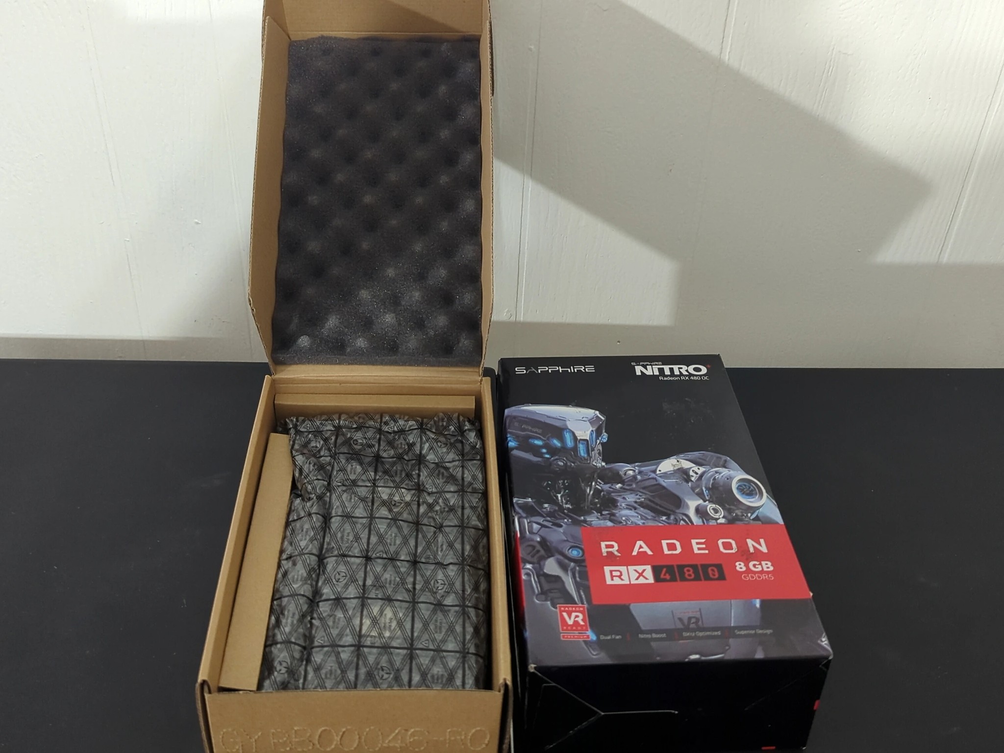 Sapphire Radeon NITRO+ RX 480 8GB in great condition with original box!