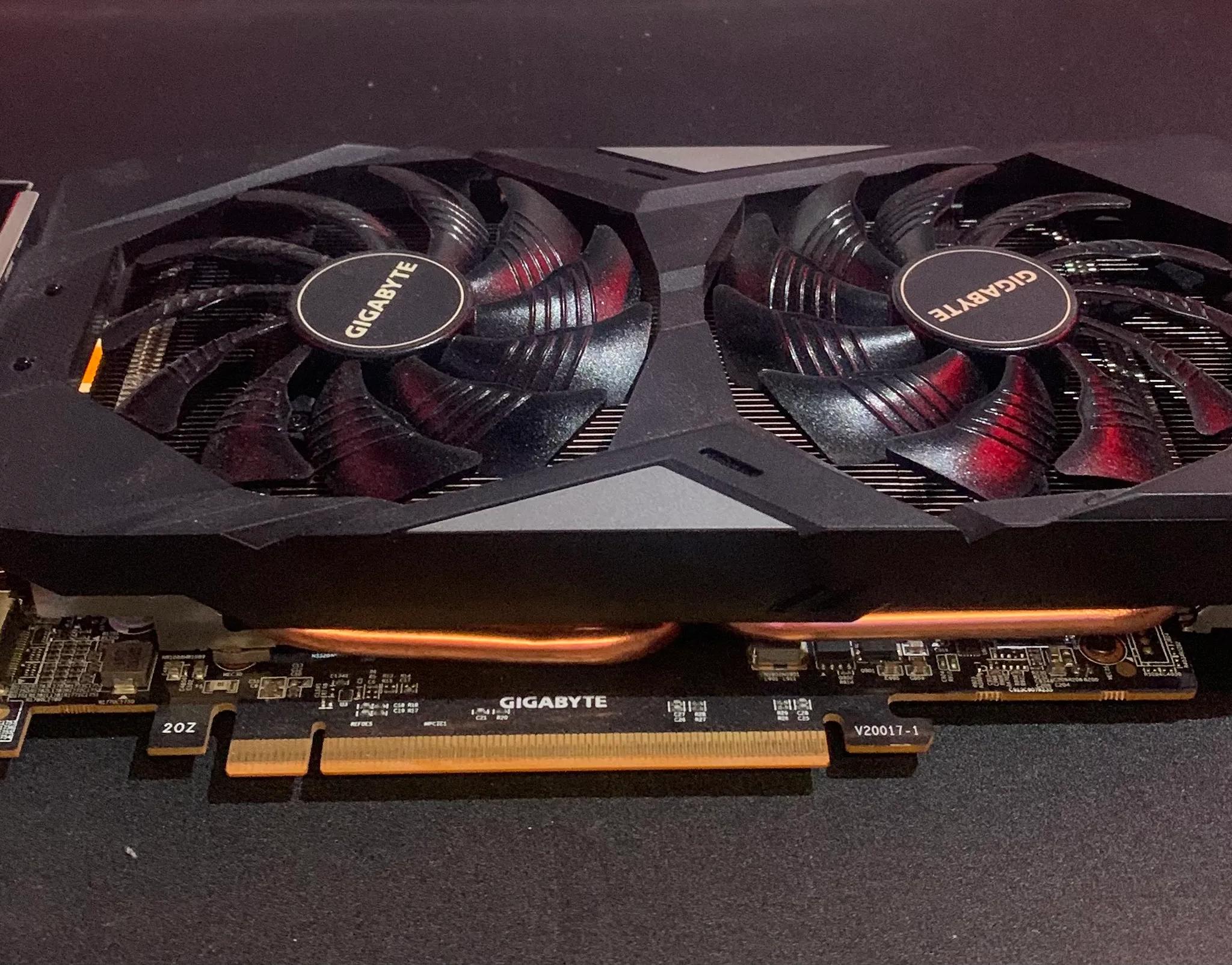 Gigabyte Radeon RX 5500 XT 4 GB OC Video Card