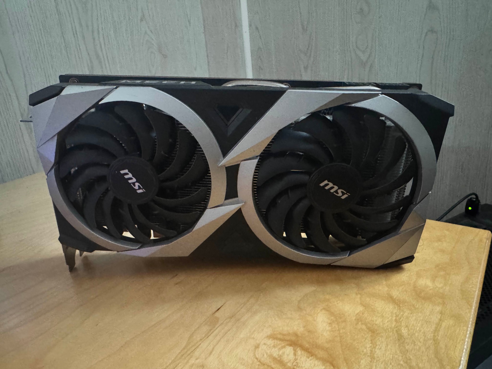 MSI Radeon RX 6700 XT 12G