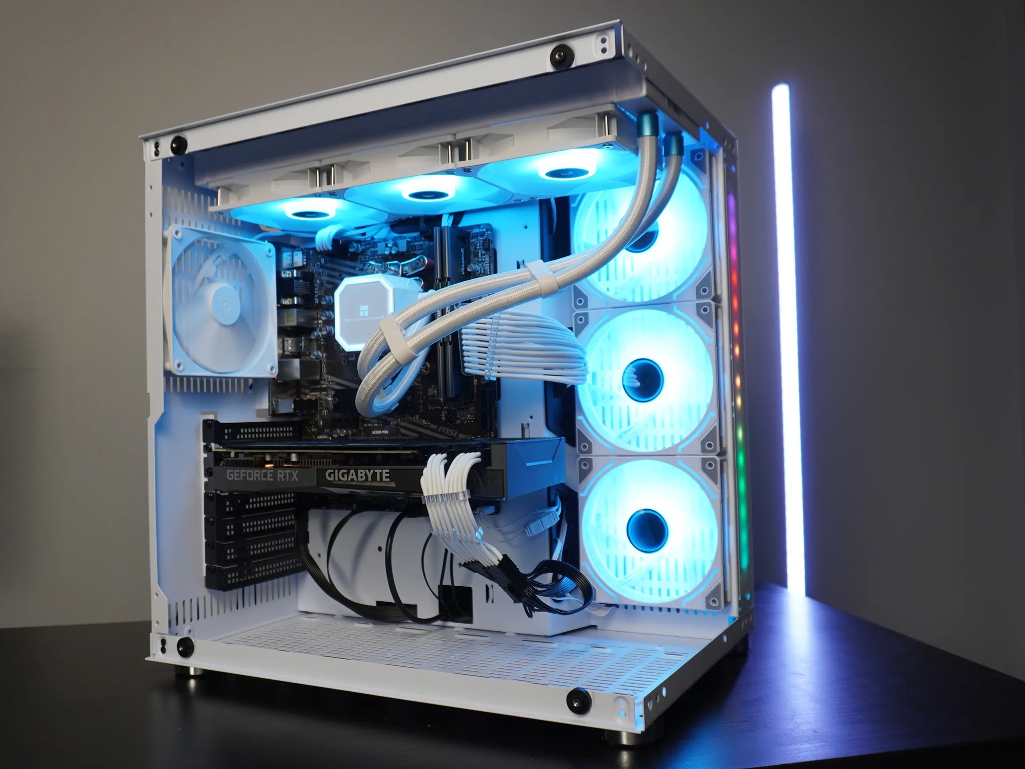 🤍ARCTIC TUNDRA🖤 1080p/1440p 💚 RTX 3070 8GB 🧡 Ryzen 5 5600 | 32GB DDR4 | 1TB NVME | WIFI