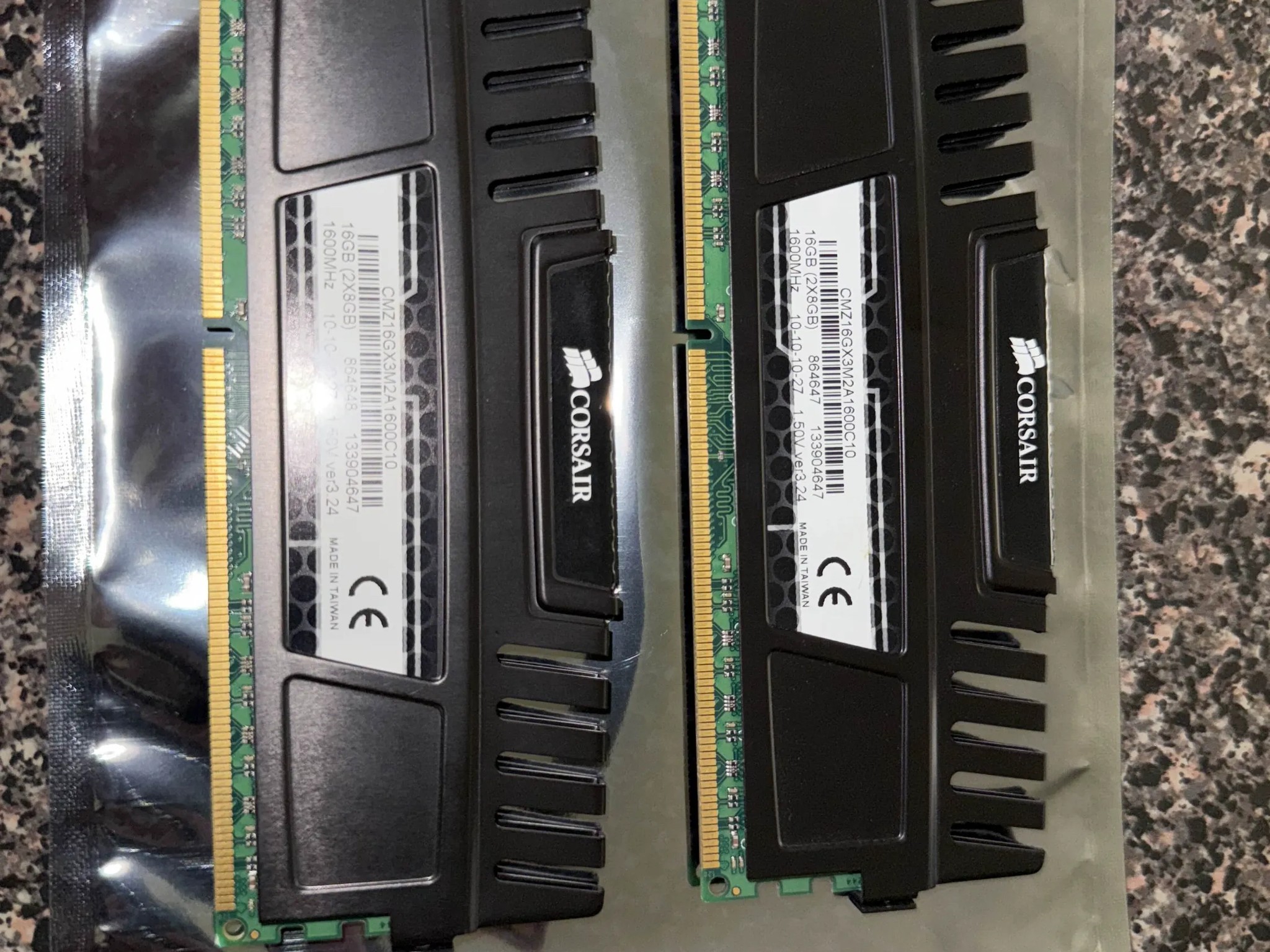 Corsair Vengeance DDR3 2x8gb 1600Mhz (NO BOX)