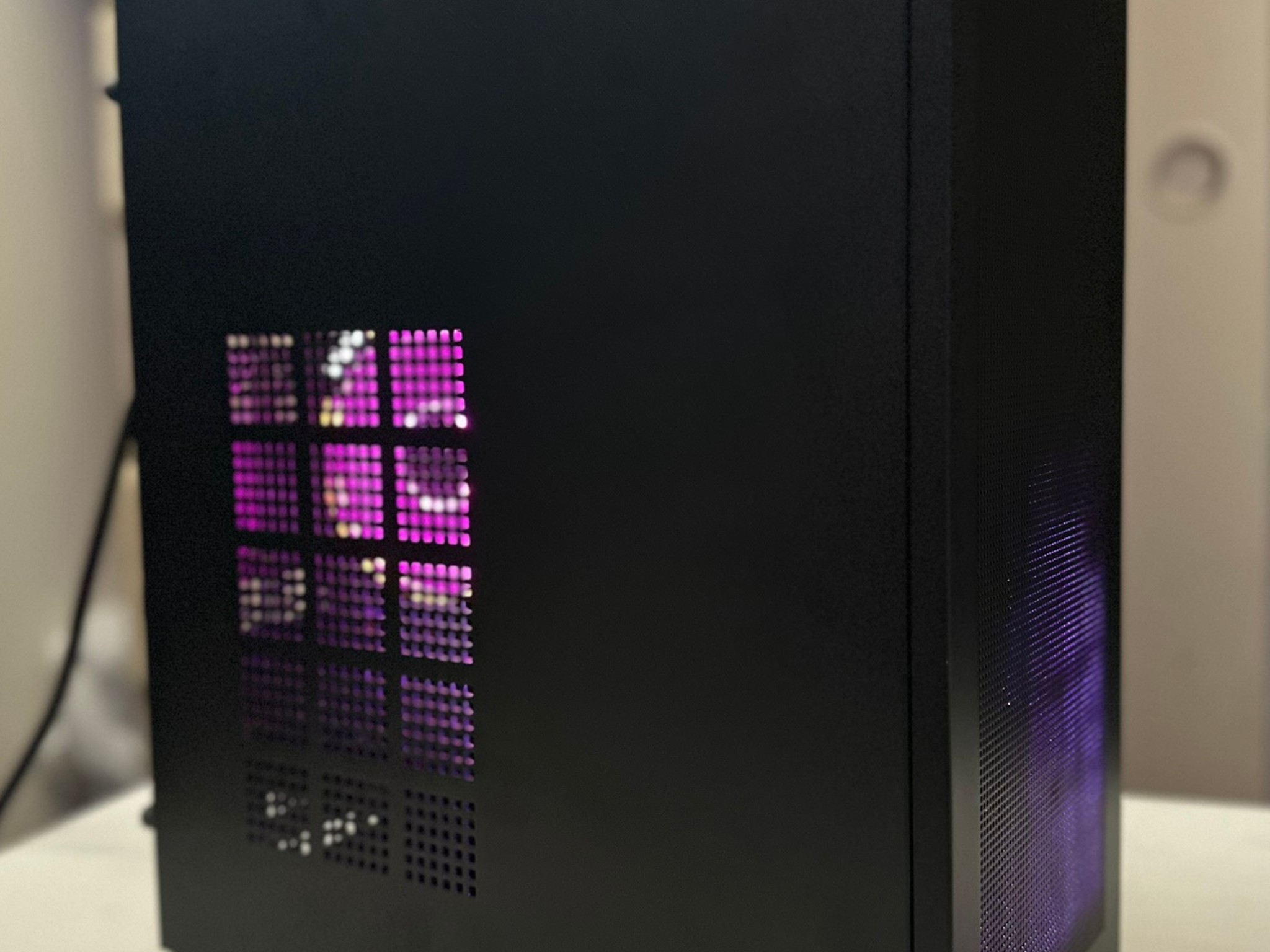 Ryzen 7 3800XT / RTX 5060 / 1TB NVME / 32GB RAM