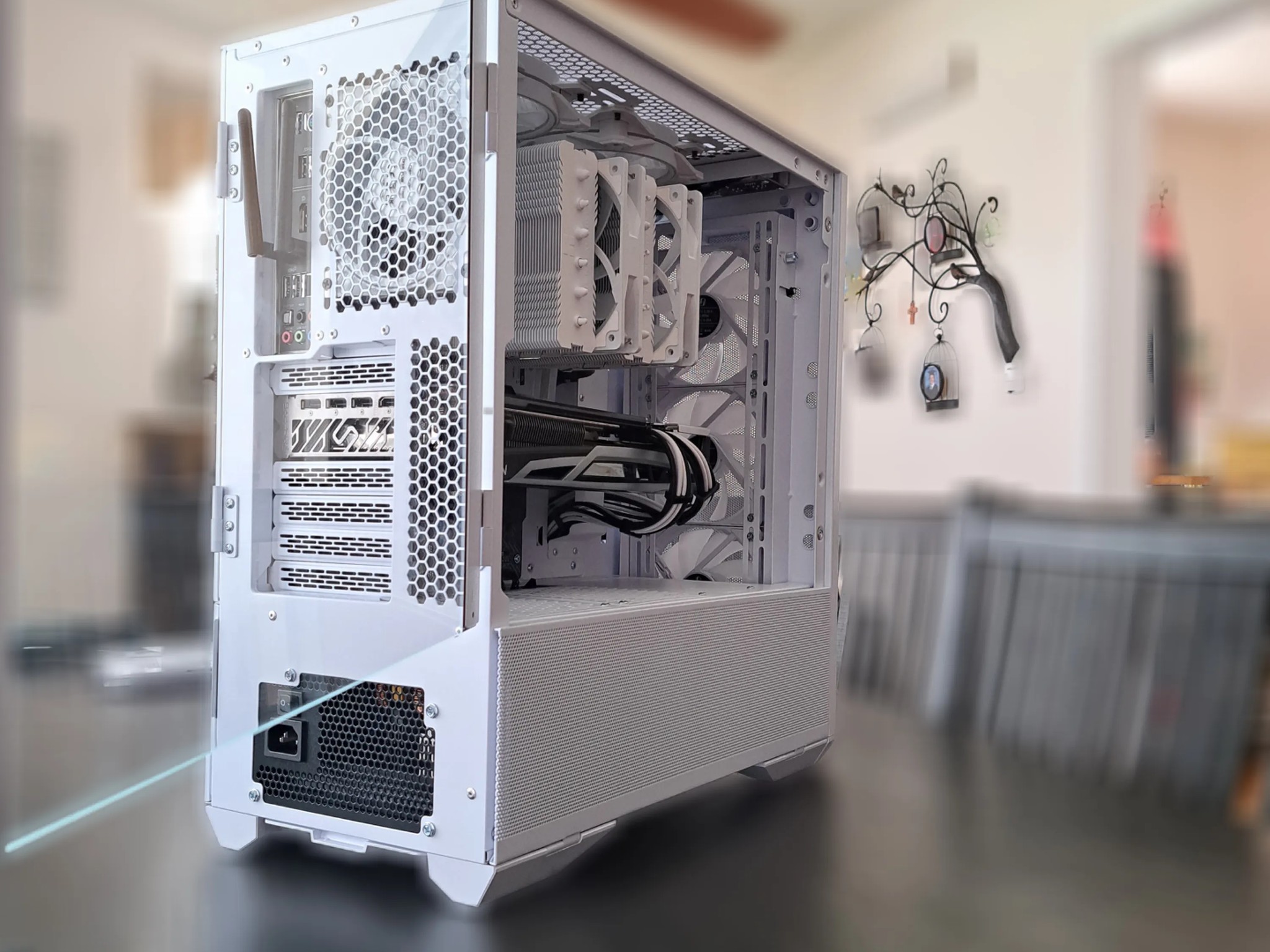 |🍪The Oreo🍪| Mid-High End Gaming PC